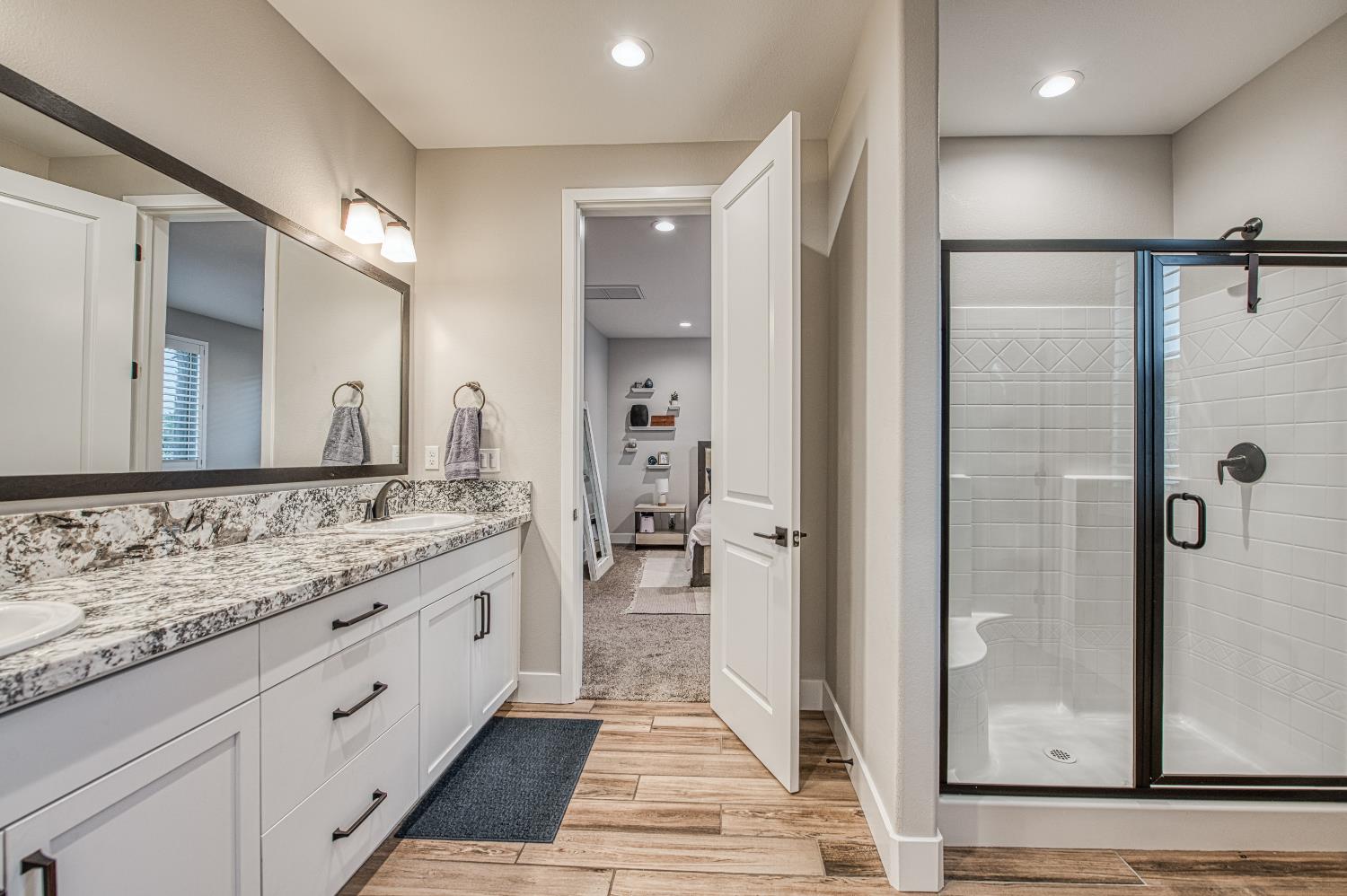 4435 Horizon Dr, Madera, CA 93636