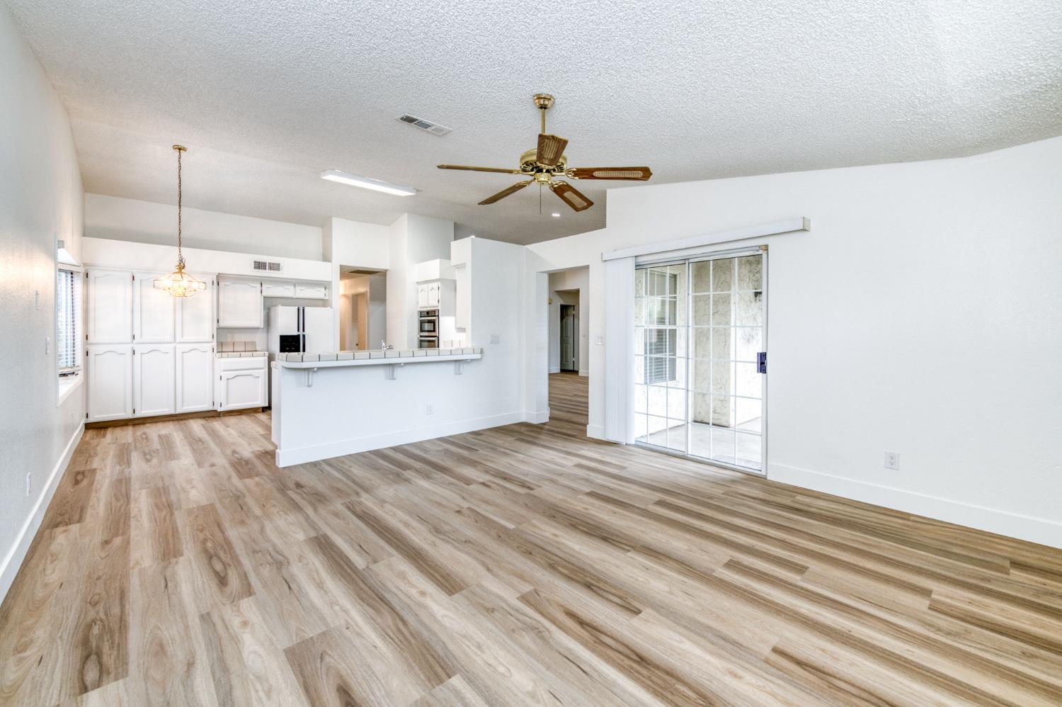 6103 N Prospect Ave, Fresno, CA 93711