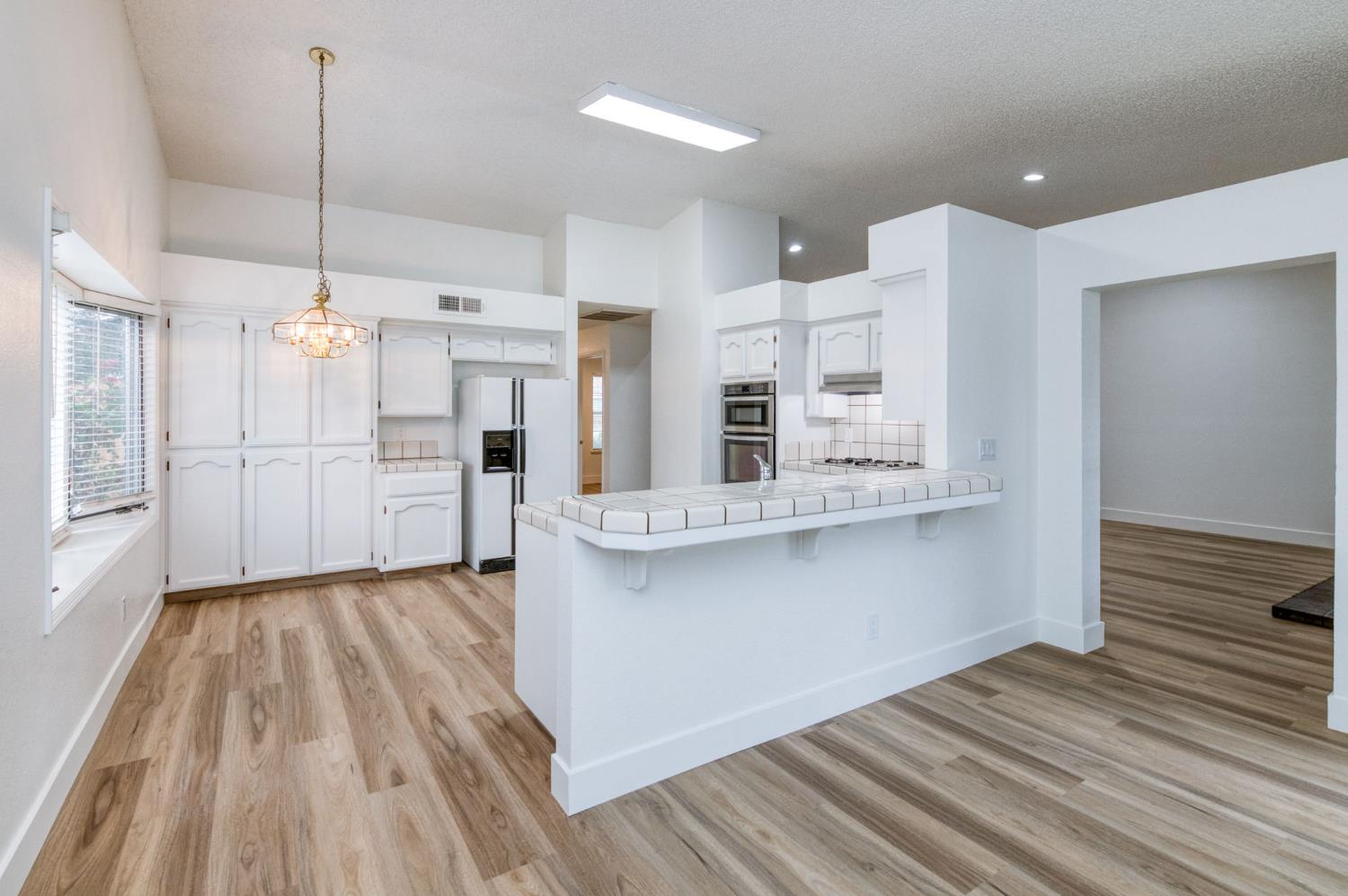 6103 N Prospect Ave, Fresno, CA 93711