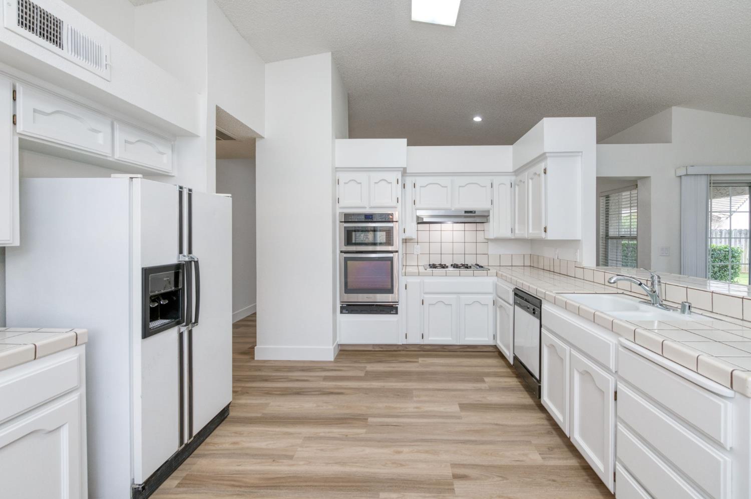 6103 N Prospect Ave, Fresno, CA 93711