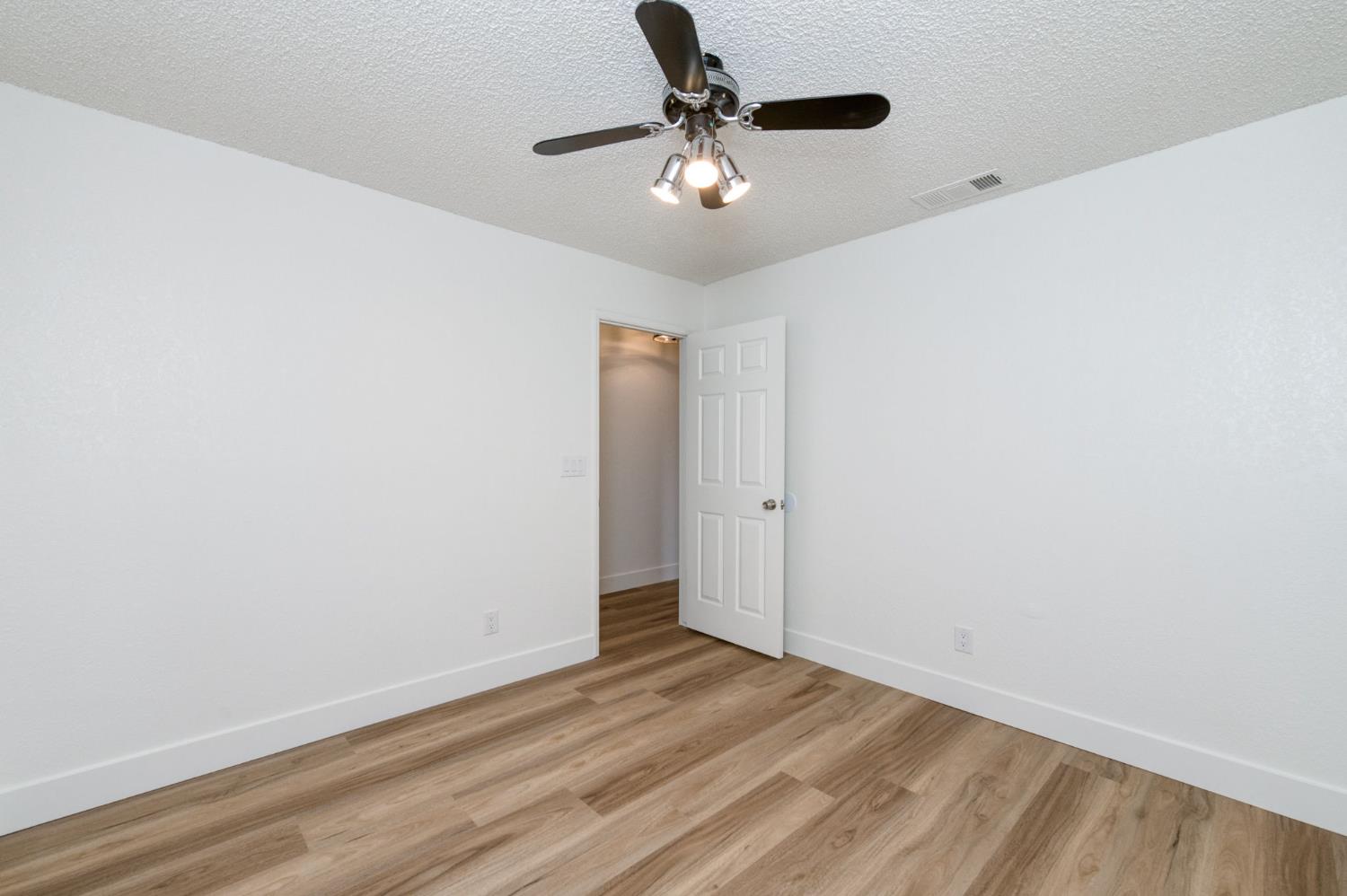 6103 N Prospect Ave, Fresno, CA 93711