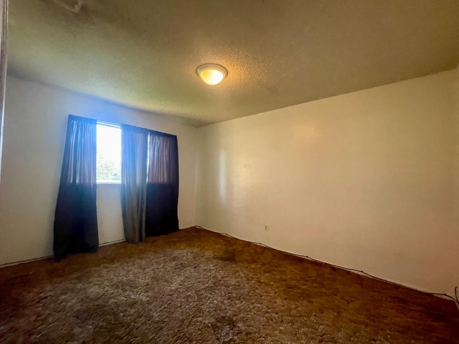 47945 Klamath Ave, Coarsegold, CA 93614