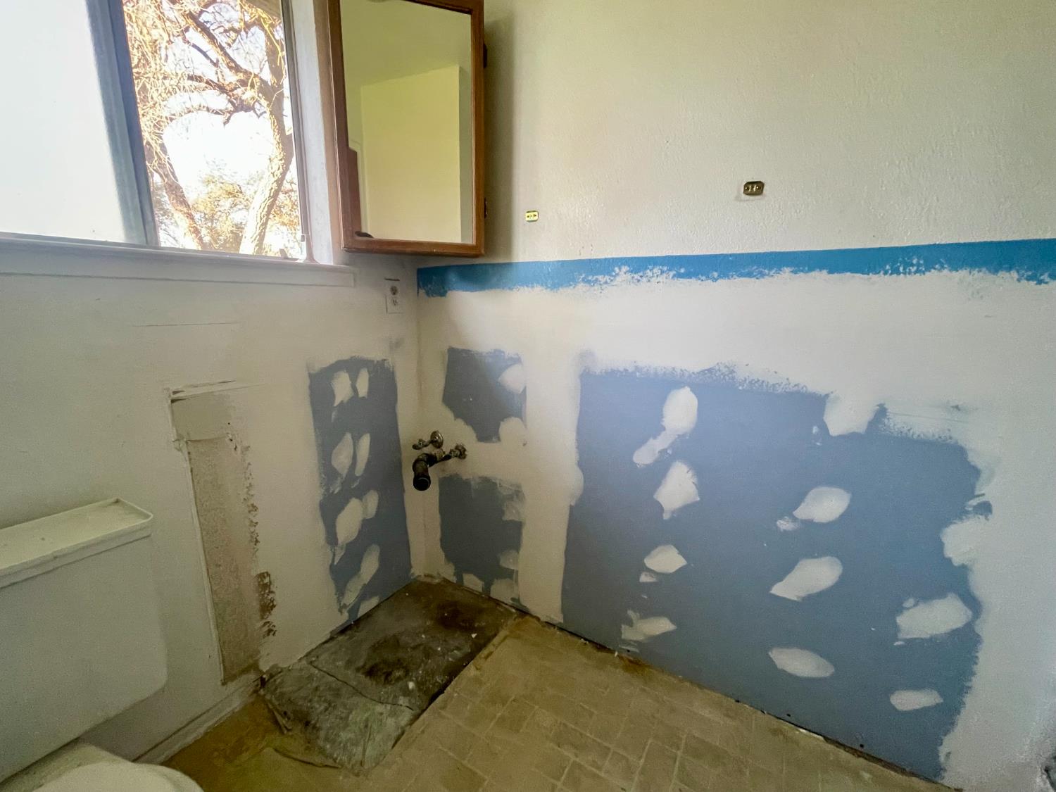 47945 Klamath Ave, Coarsegold, CA 93614