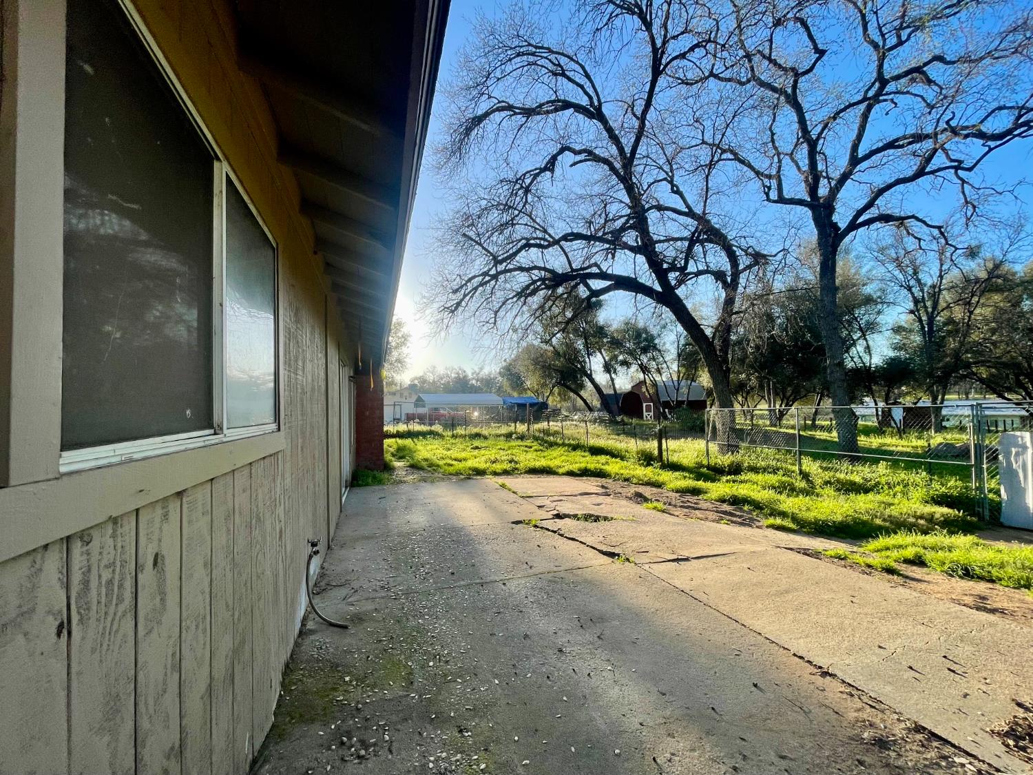 47945 Klamath Ave, Coarsegold, CA 93614