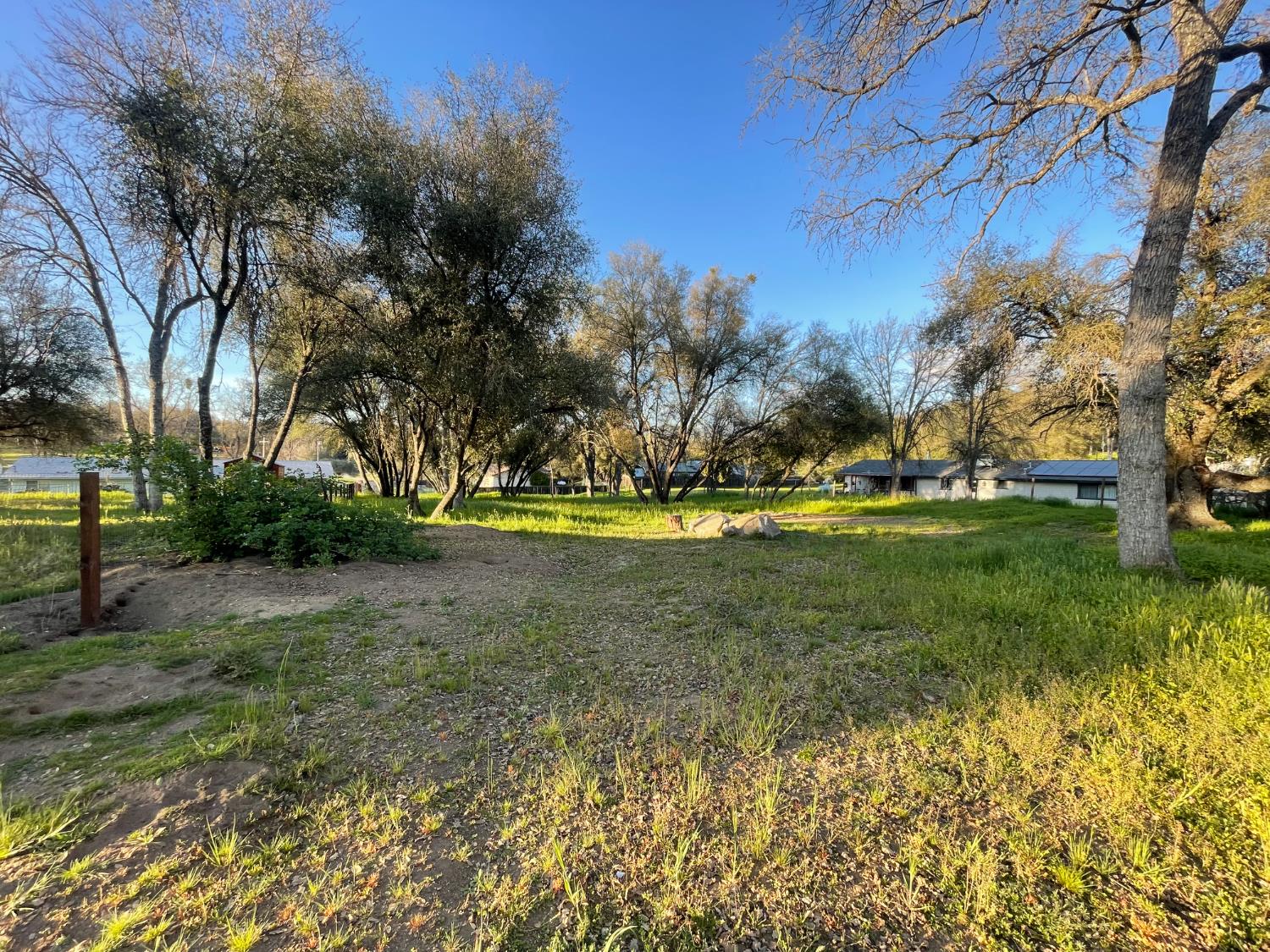 47945 Klamath Ave, Coarsegold, CA 93614