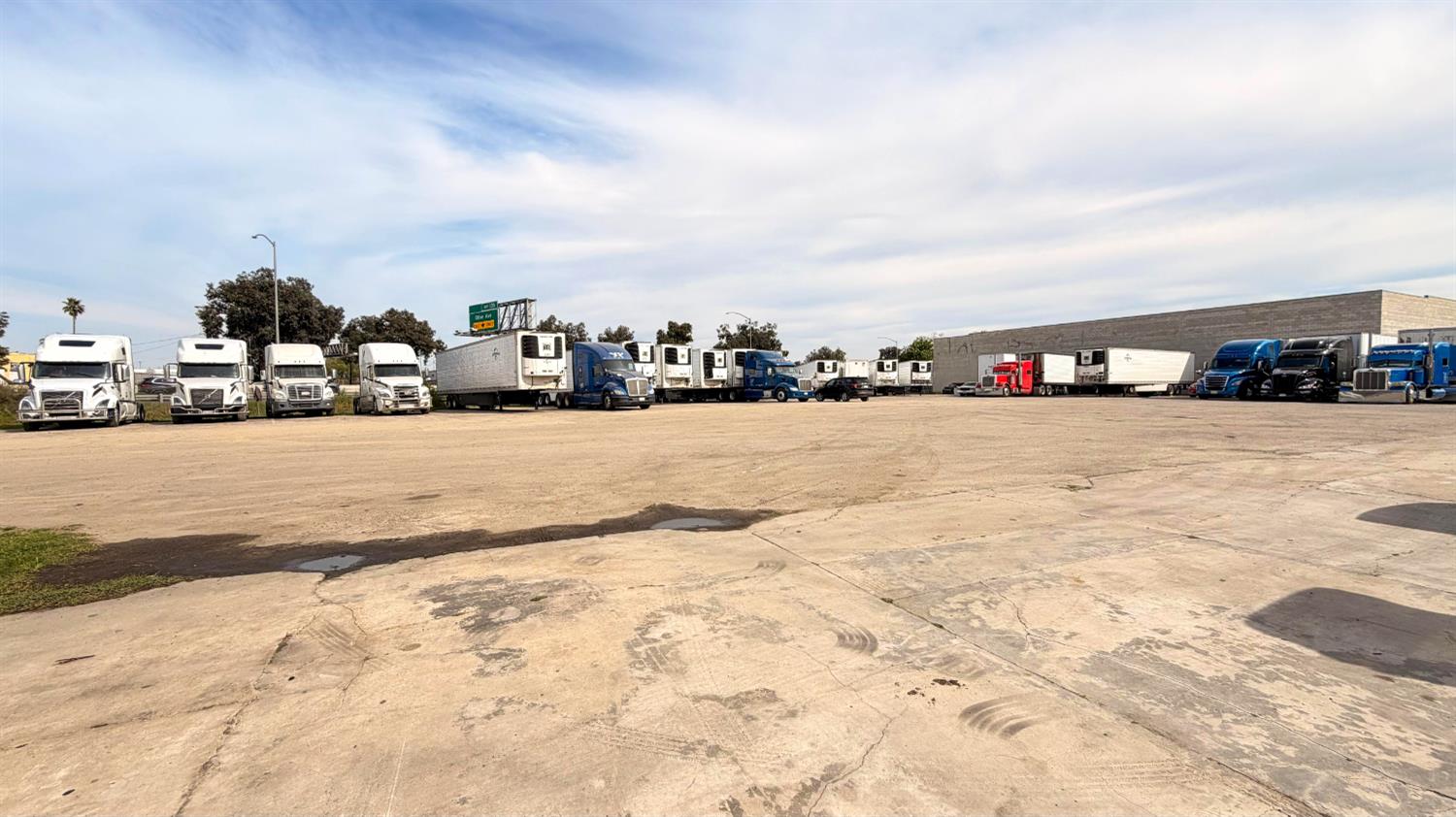 1905 Pine Ave W, Fresno, CA 93728