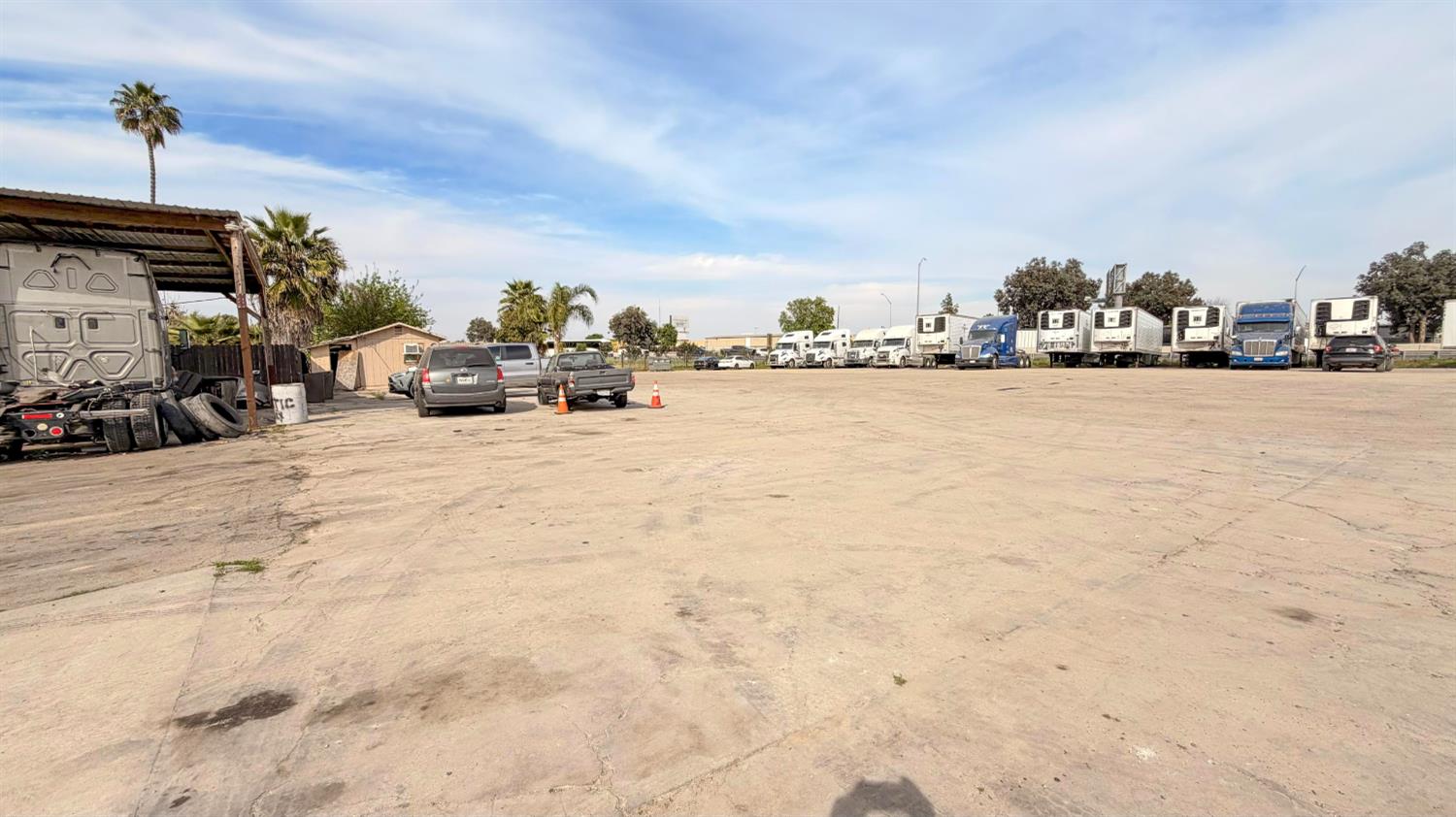 1905 Pine Ave W, Fresno, CA 93728