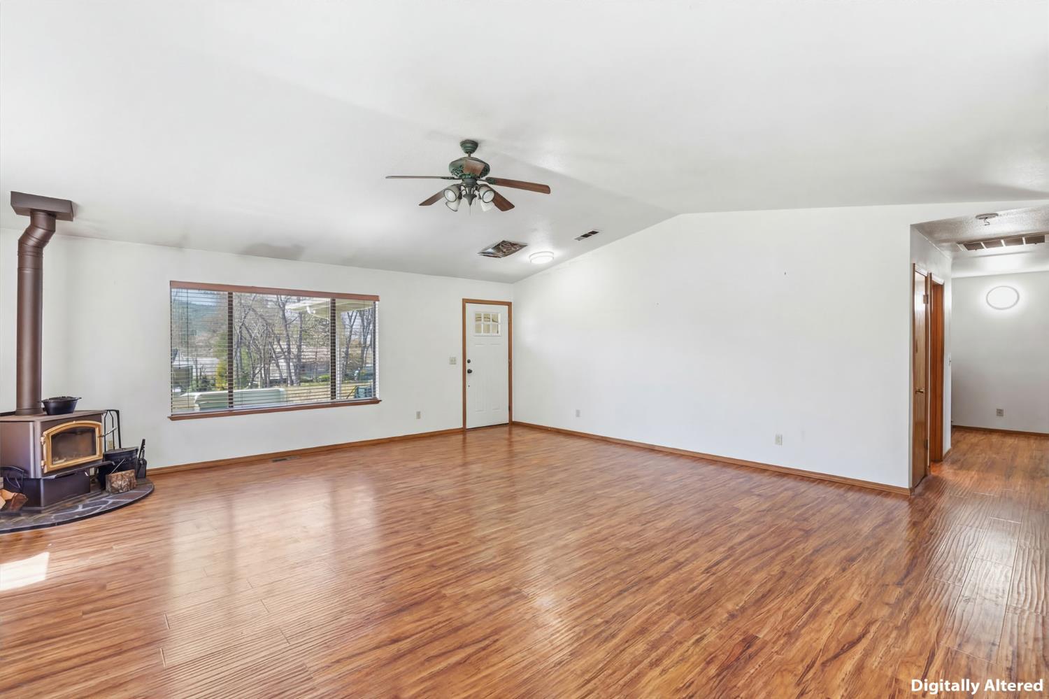 40875 Griffin Dr, Oakhurst, CA 93644