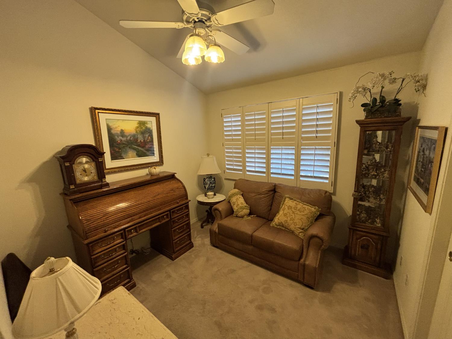 9066 N Red Lion Dr, Fresno, CA 93720