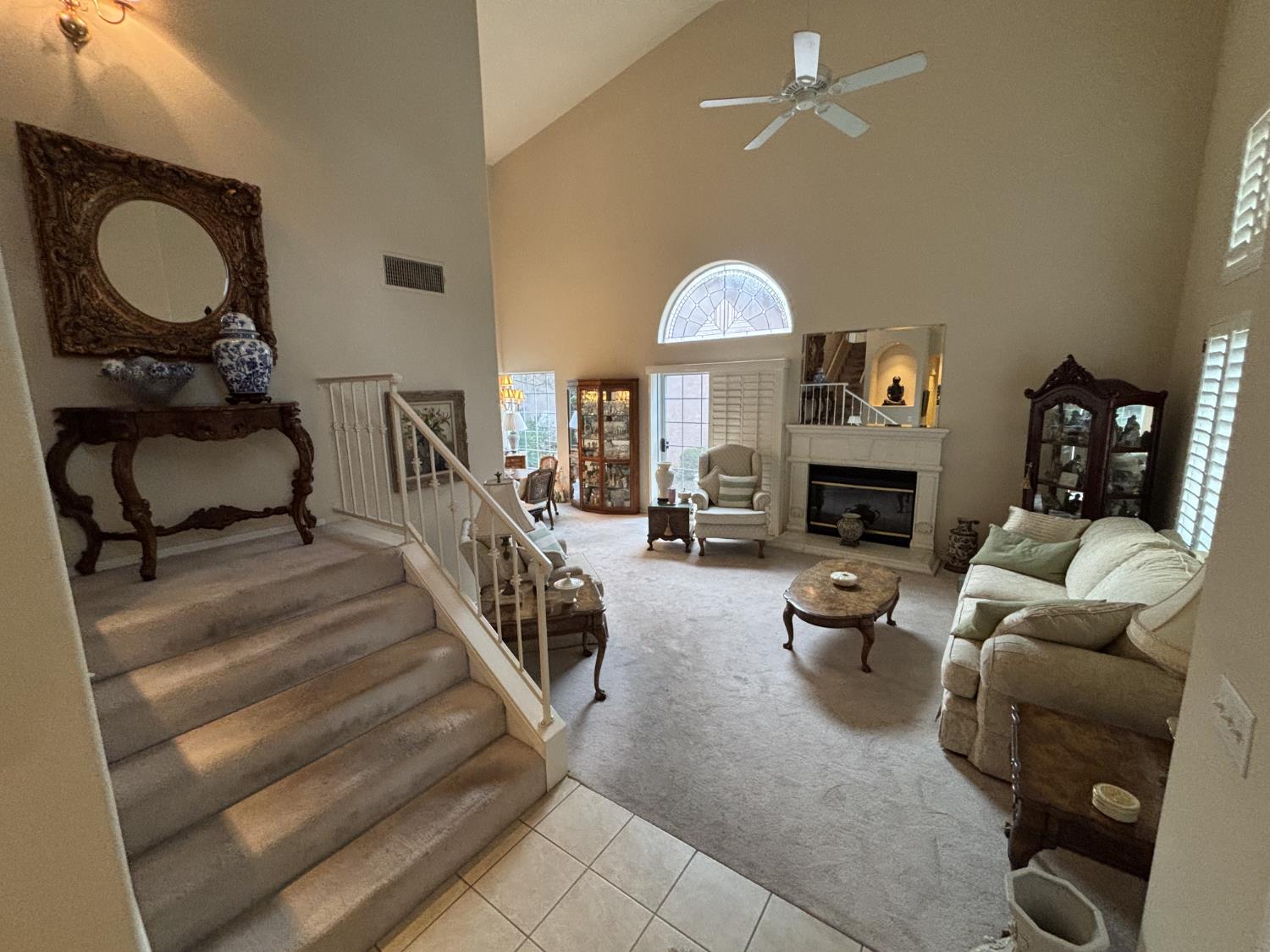 9066 N Red Lion Dr, Fresno, CA 93720