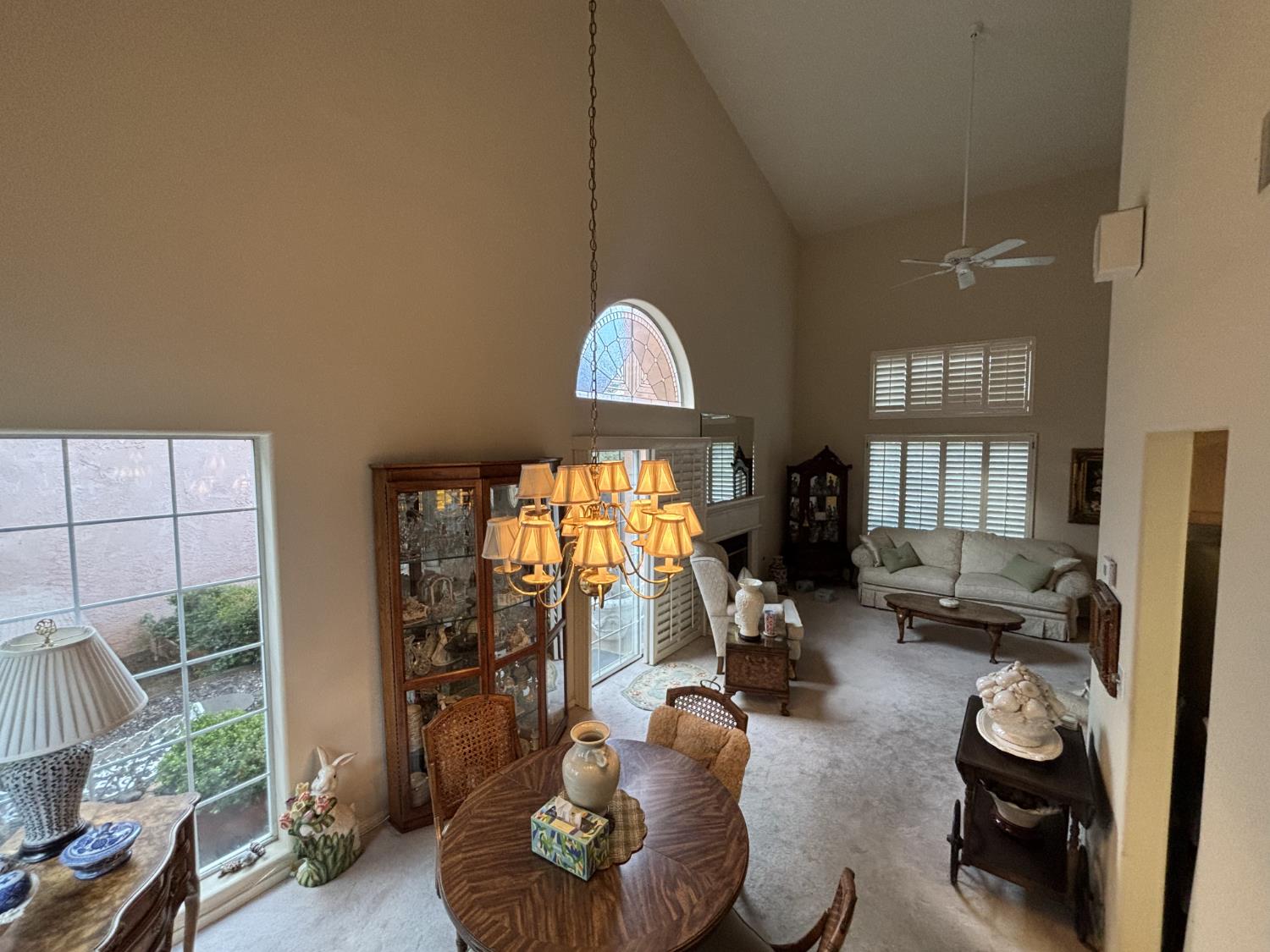 9066 N Red Lion Dr, Fresno, CA 93720