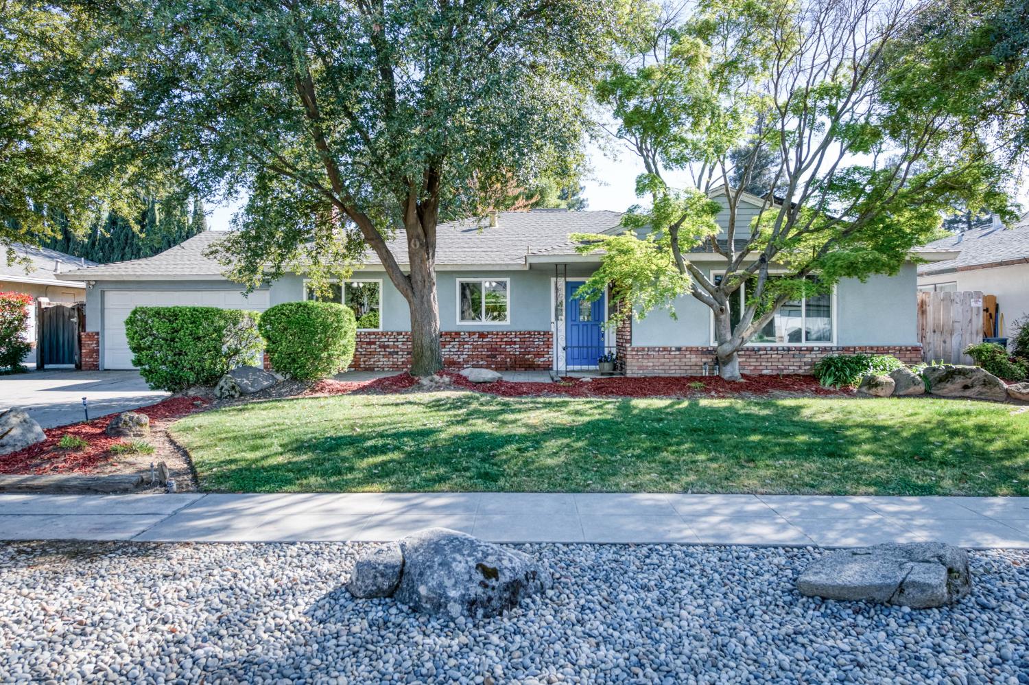 1231 W Fremont Ave, Fresno, CA 93711