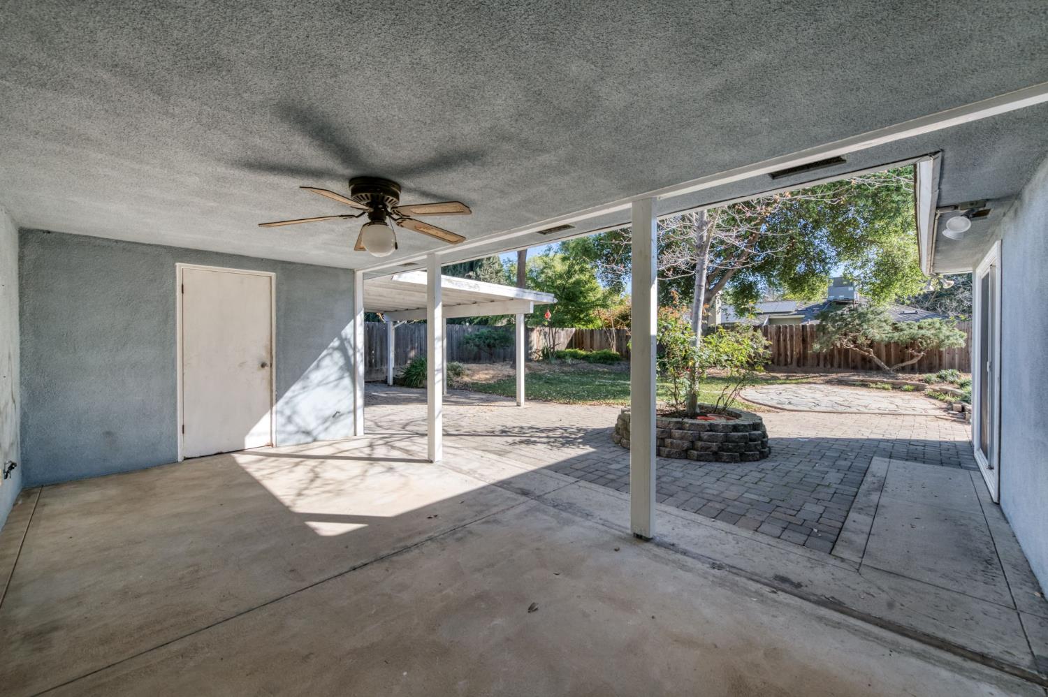 1231 W Fremont Ave, Fresno, CA 93711