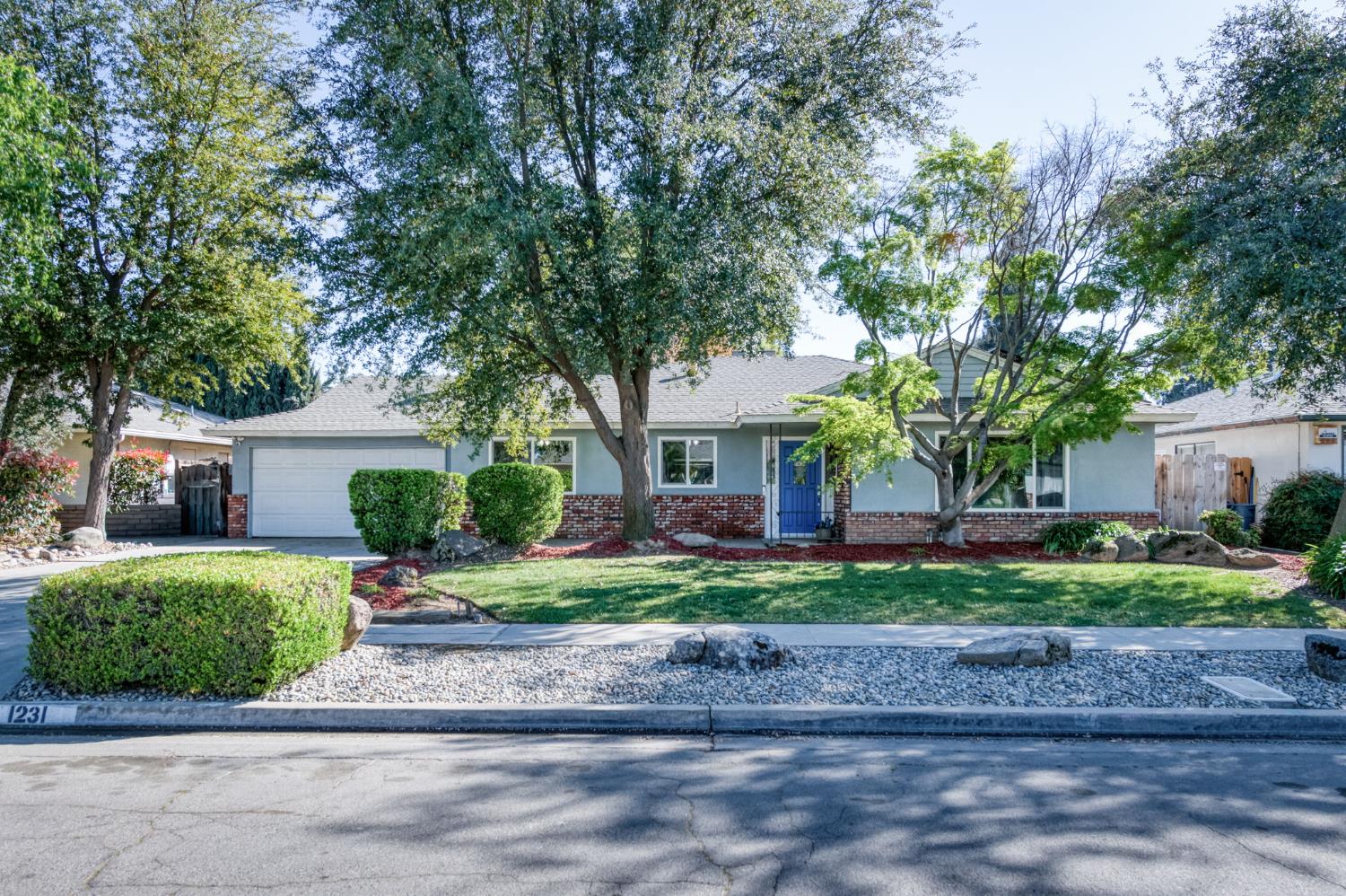 1231 W Fremont Ave, Fresno, CA 93711
