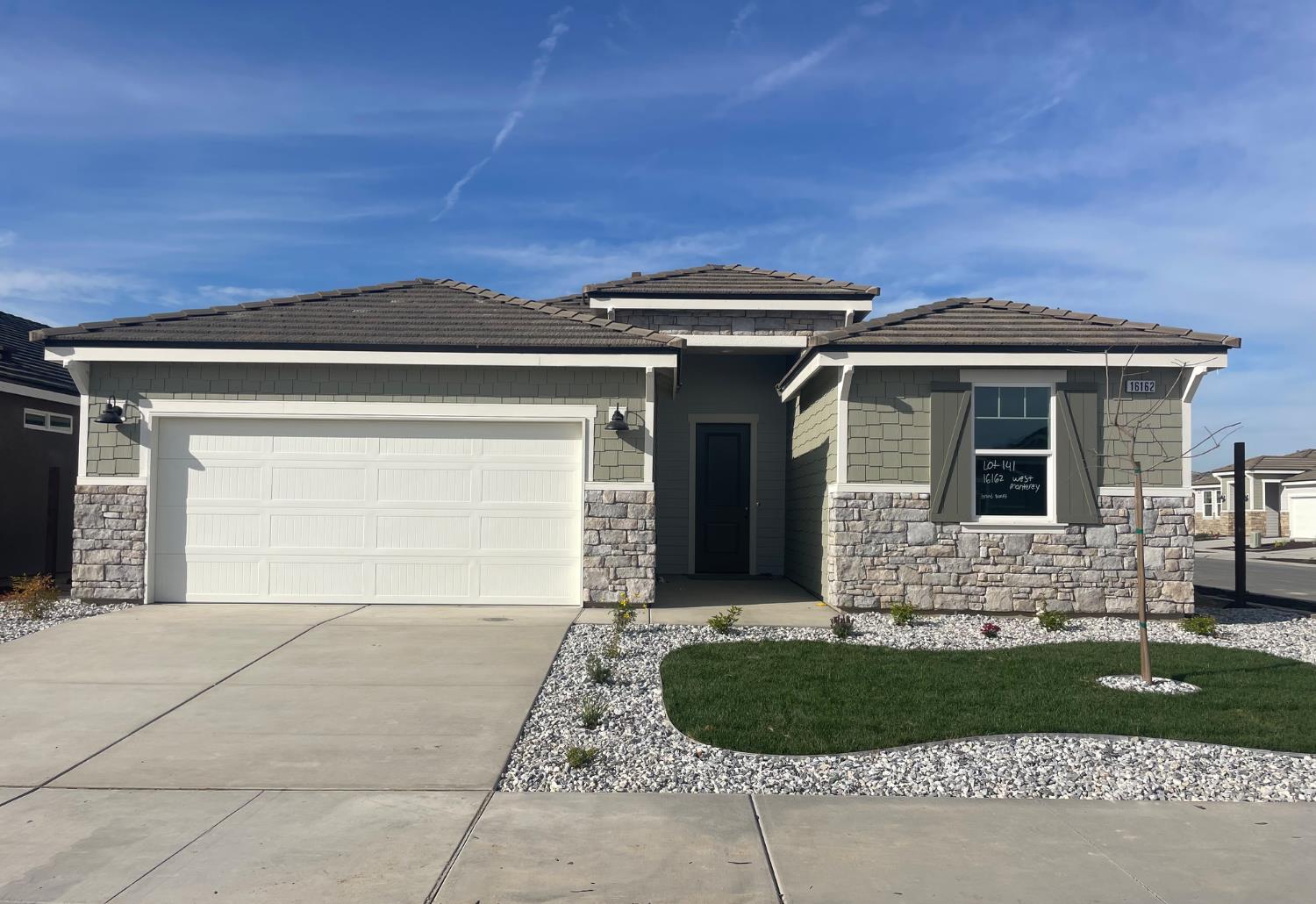 16162 West Monterey Avenue, Kerman, CA 93630