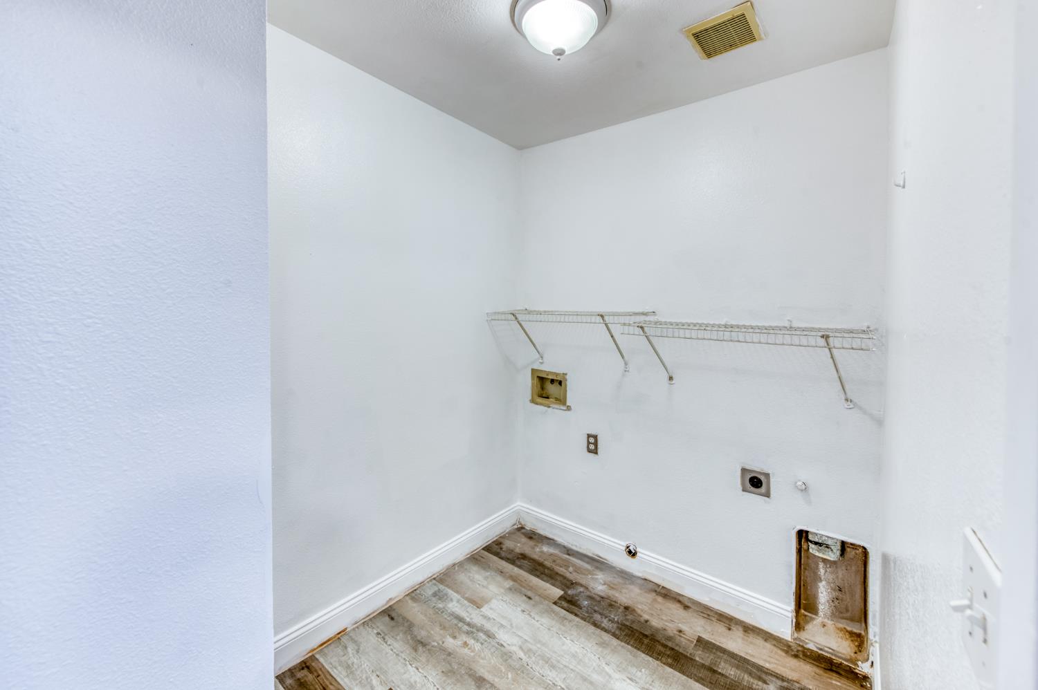 19650 Oakhill Rd, Madera, CA 93638