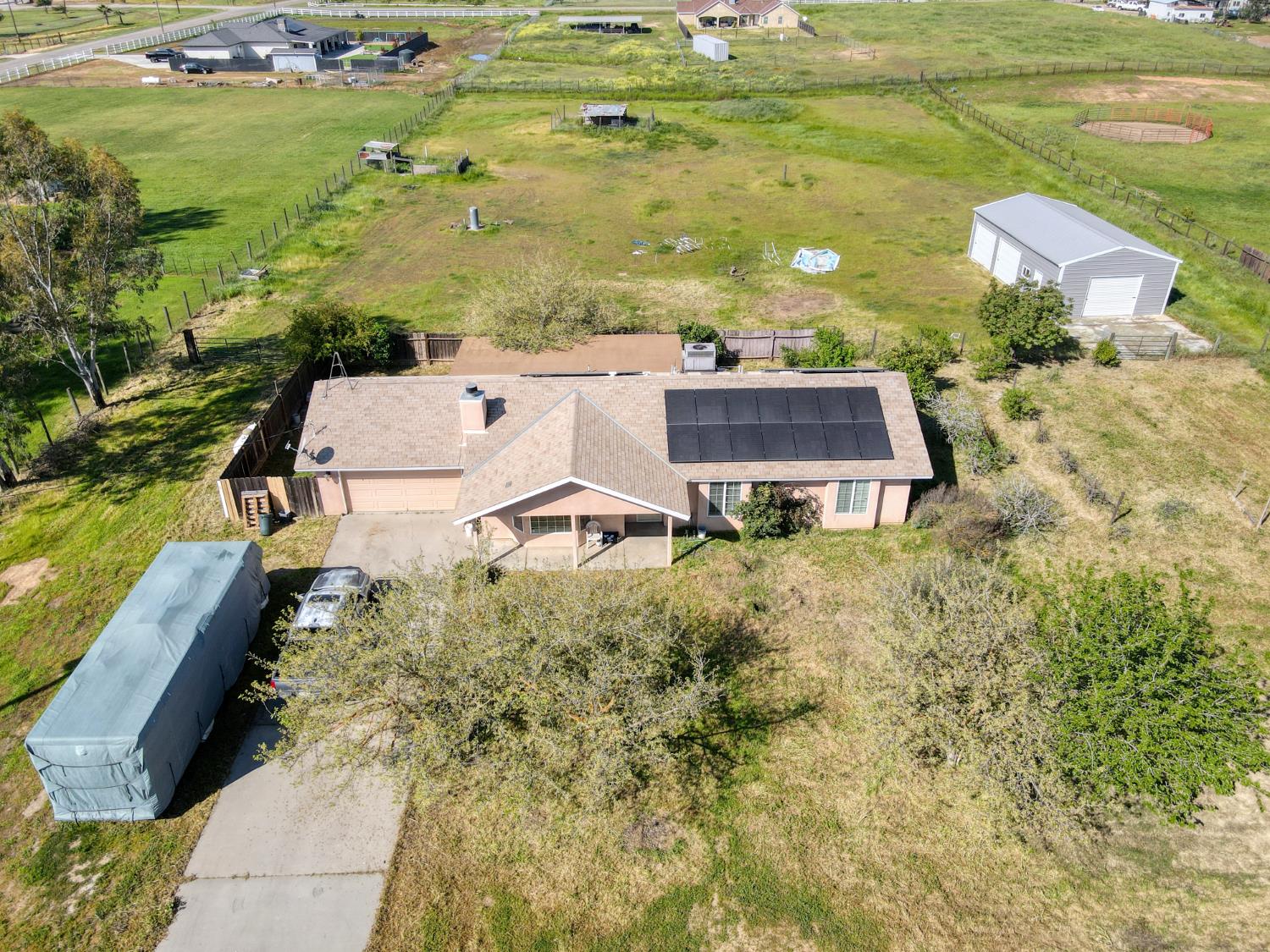 19650 Oakhill Rd, Madera, CA 93638