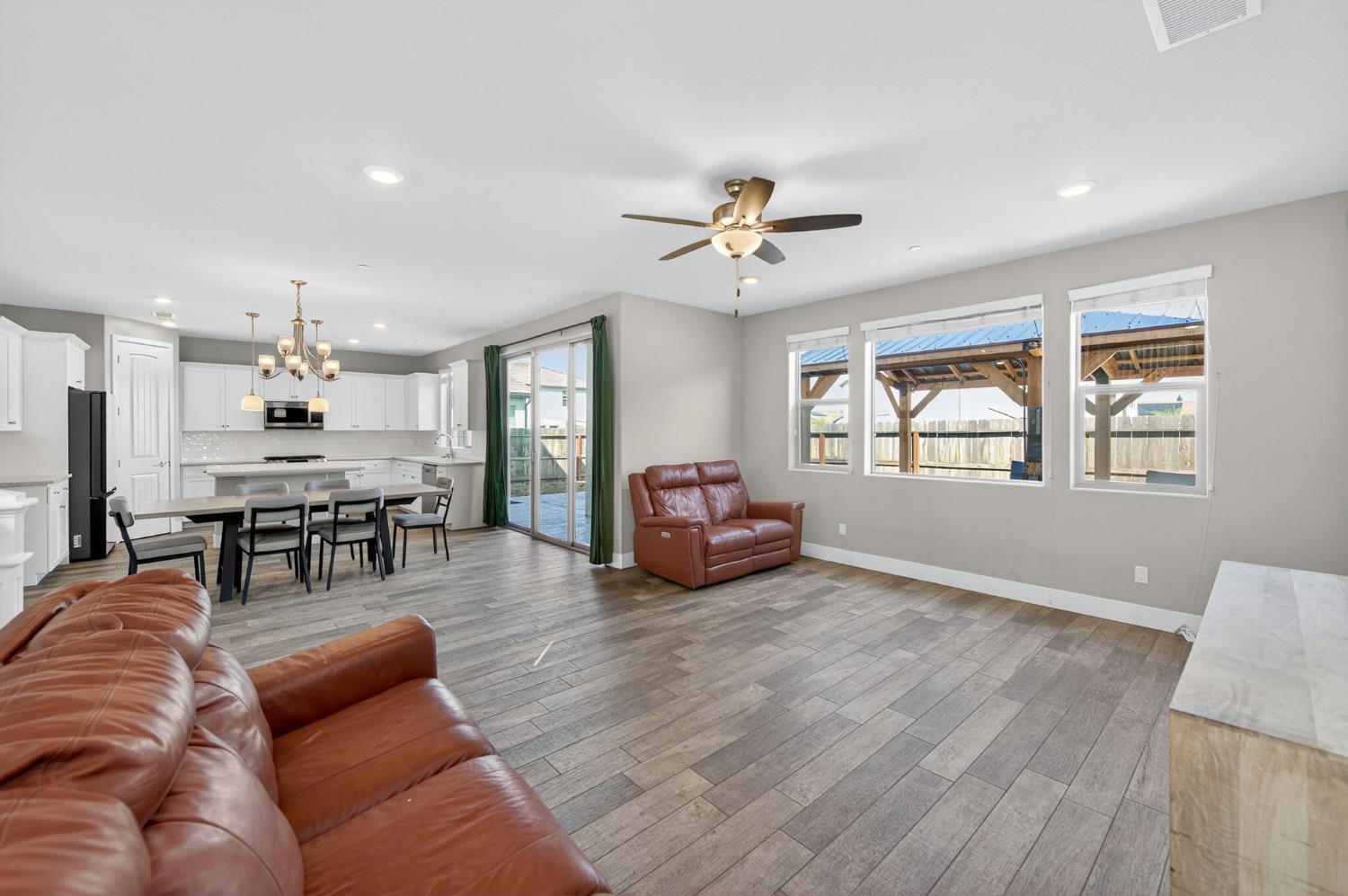 2997 Trenton Ave, Clovis, CA 93619