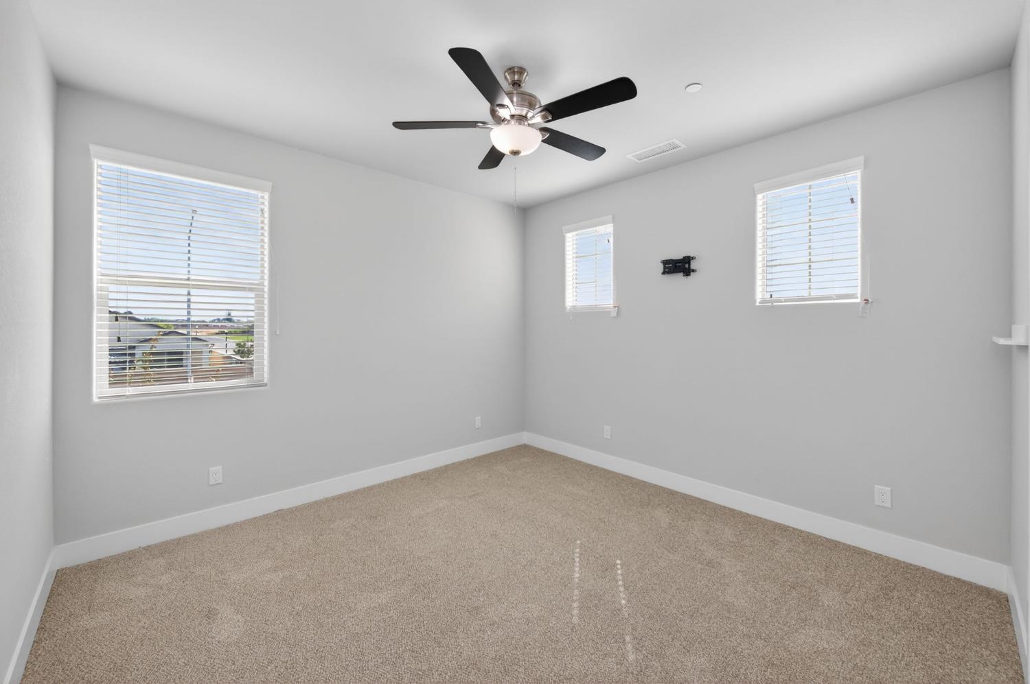 2997 Trenton Ave, Clovis, CA 93619