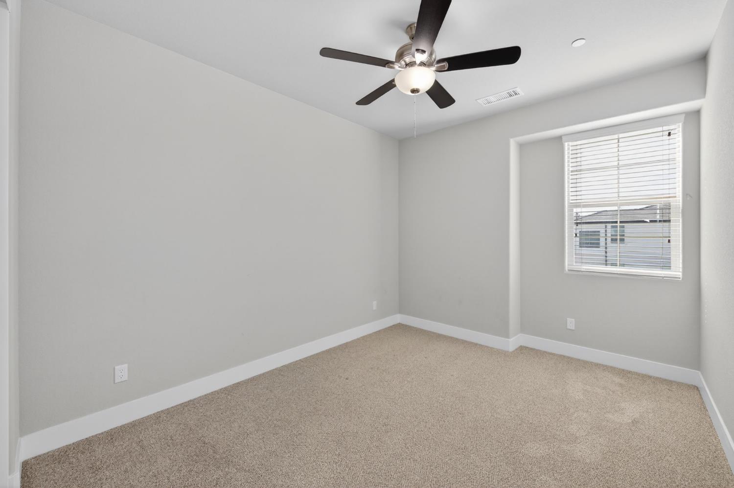 2997 Trenton Ave, Clovis, CA 93619