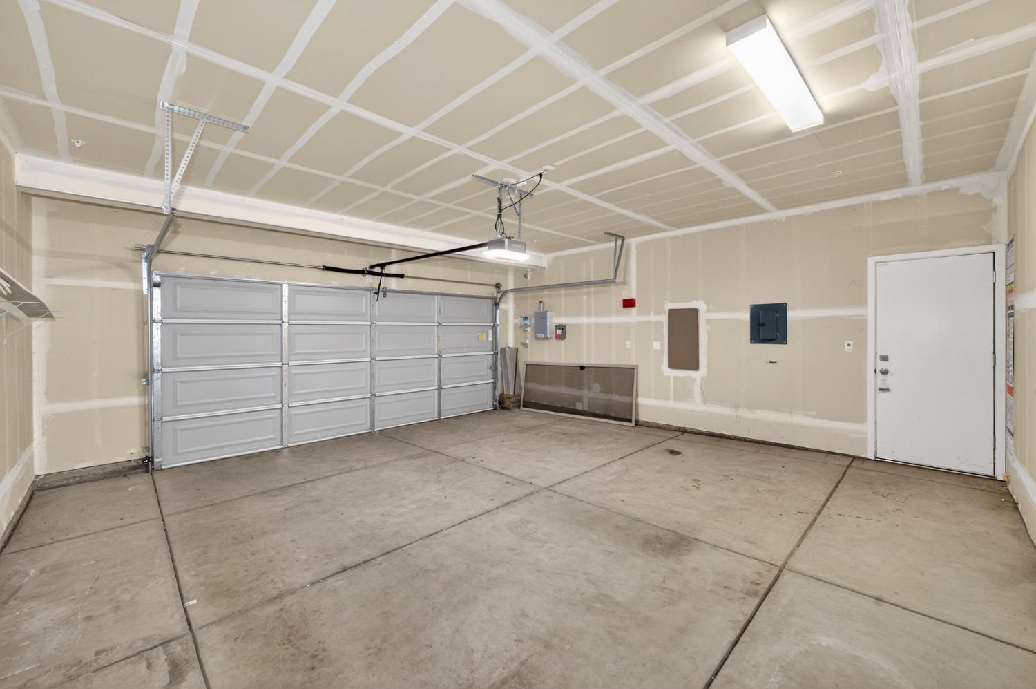 2997 Trenton Ave, Clovis, CA 93619