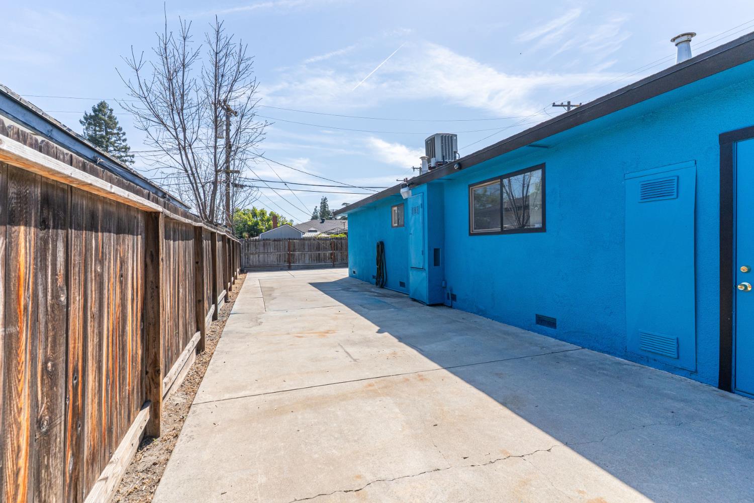 4706 E San Gabriel Ave, Fresno, CA 93726