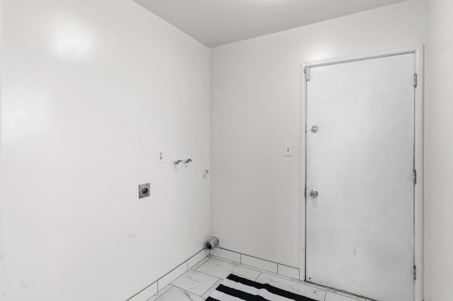 4706 E San Gabriel Ave, Fresno, CA 93726