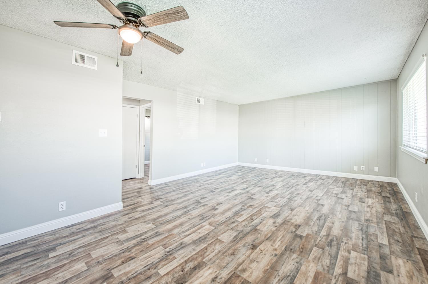 2819 W Fairmont #102, Fresno, CA 93705