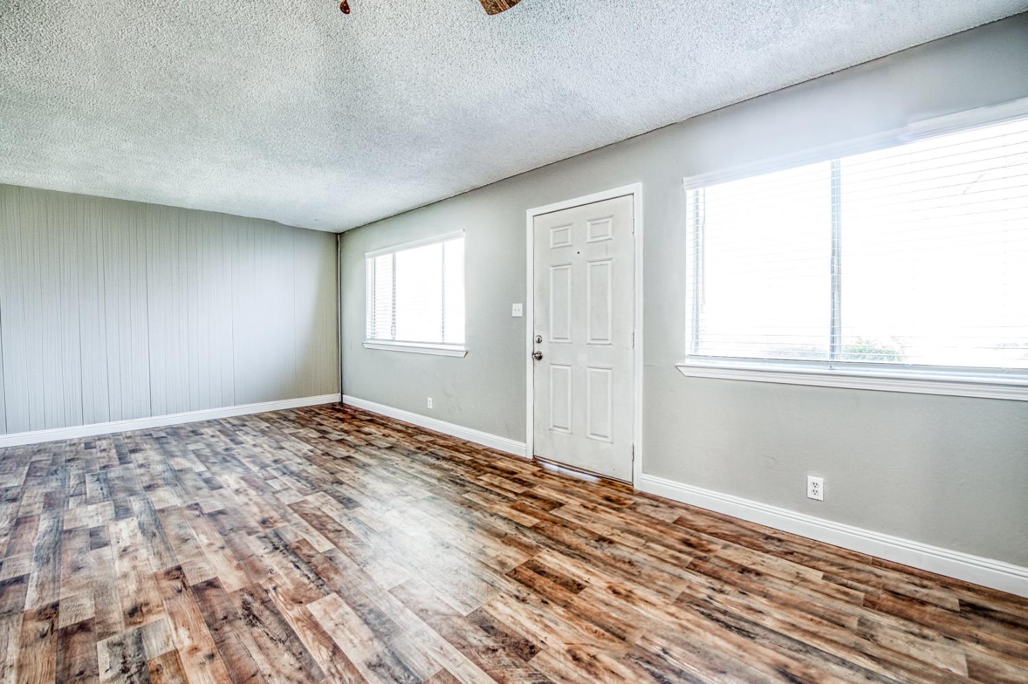 2819 W Fairmont #102, Fresno, CA 93705