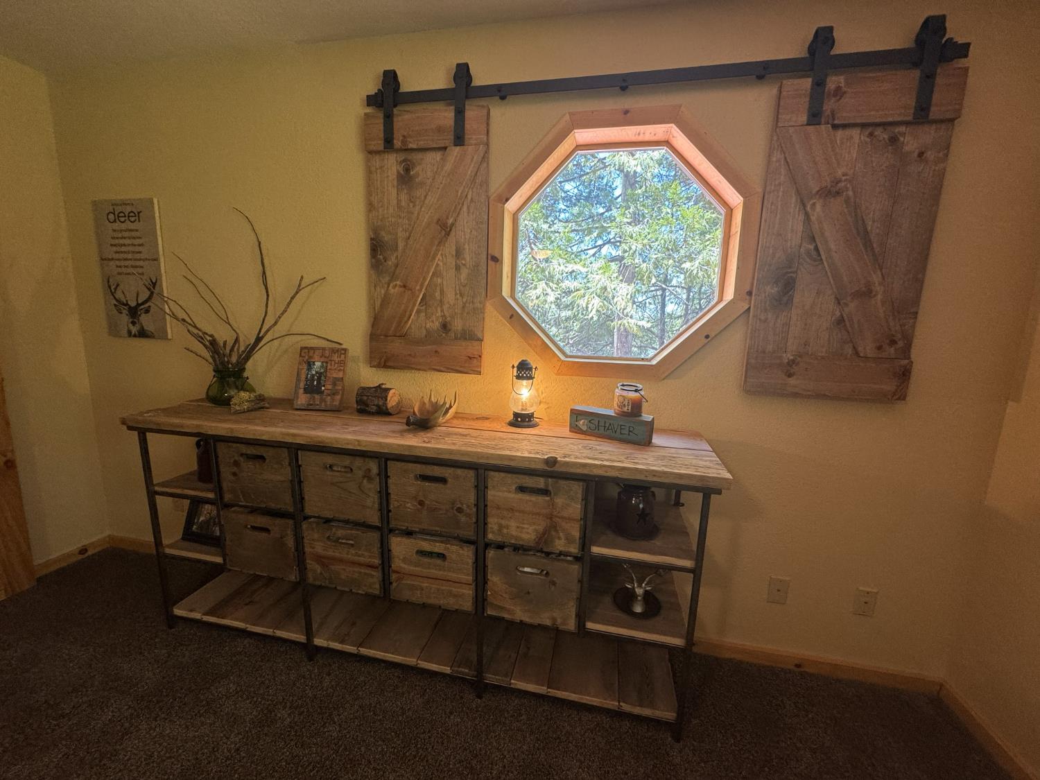 41031 Windwood Rd, Shaver Lake, CA 93664