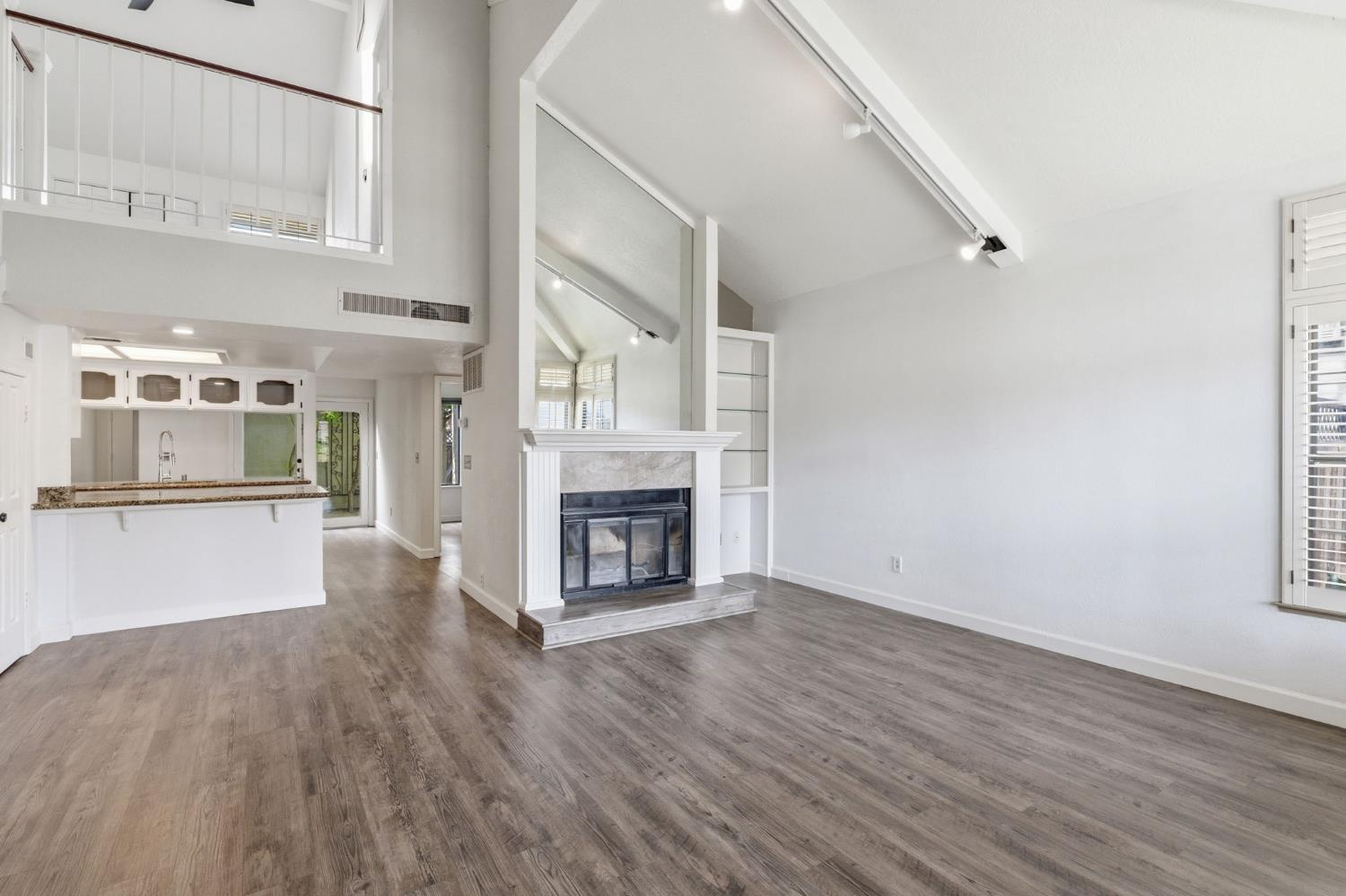 7091 N Teilman Ave #102, Fresno, CA 93711