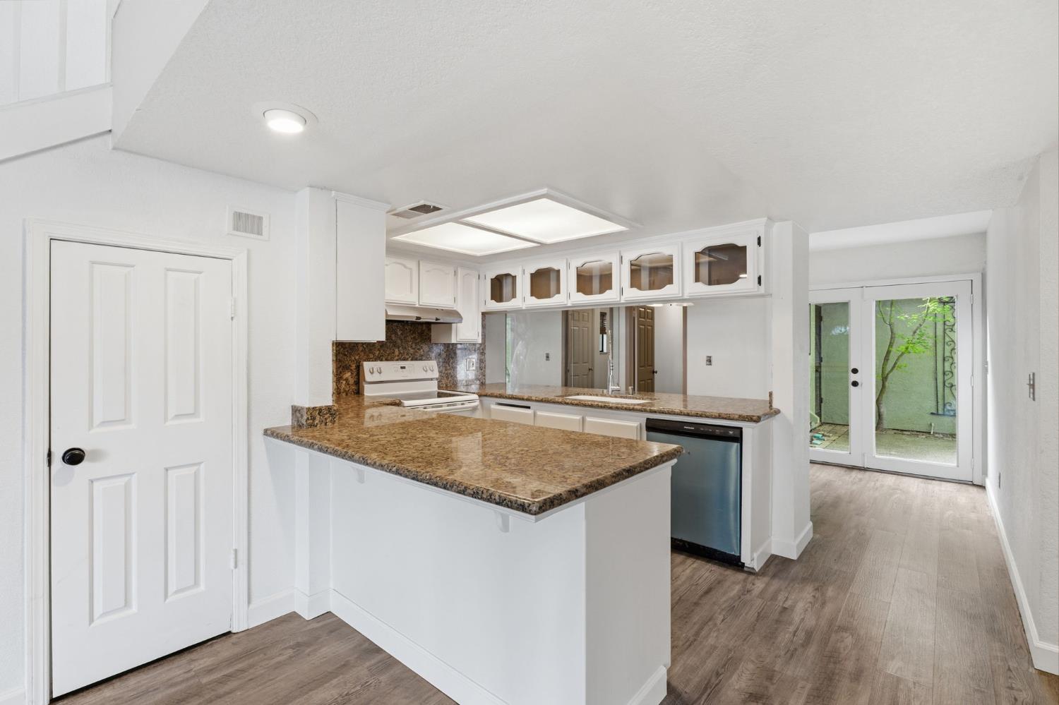 7091 N Teilman Ave #102, Fresno, CA 93711