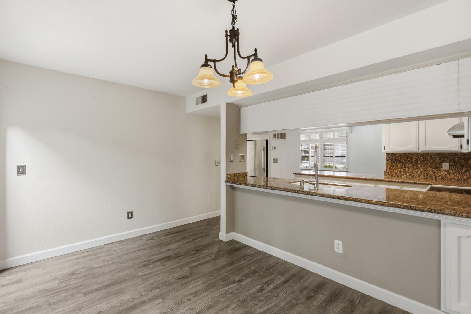 7091 N Teilman Ave #102, Fresno, CA 93711