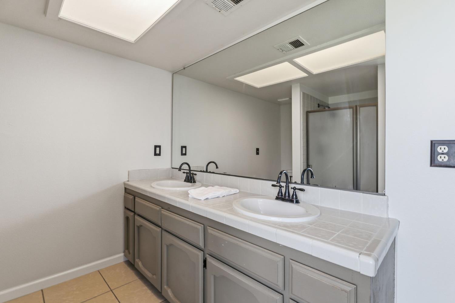 7091 N Teilman Ave #102, Fresno, CA 93711