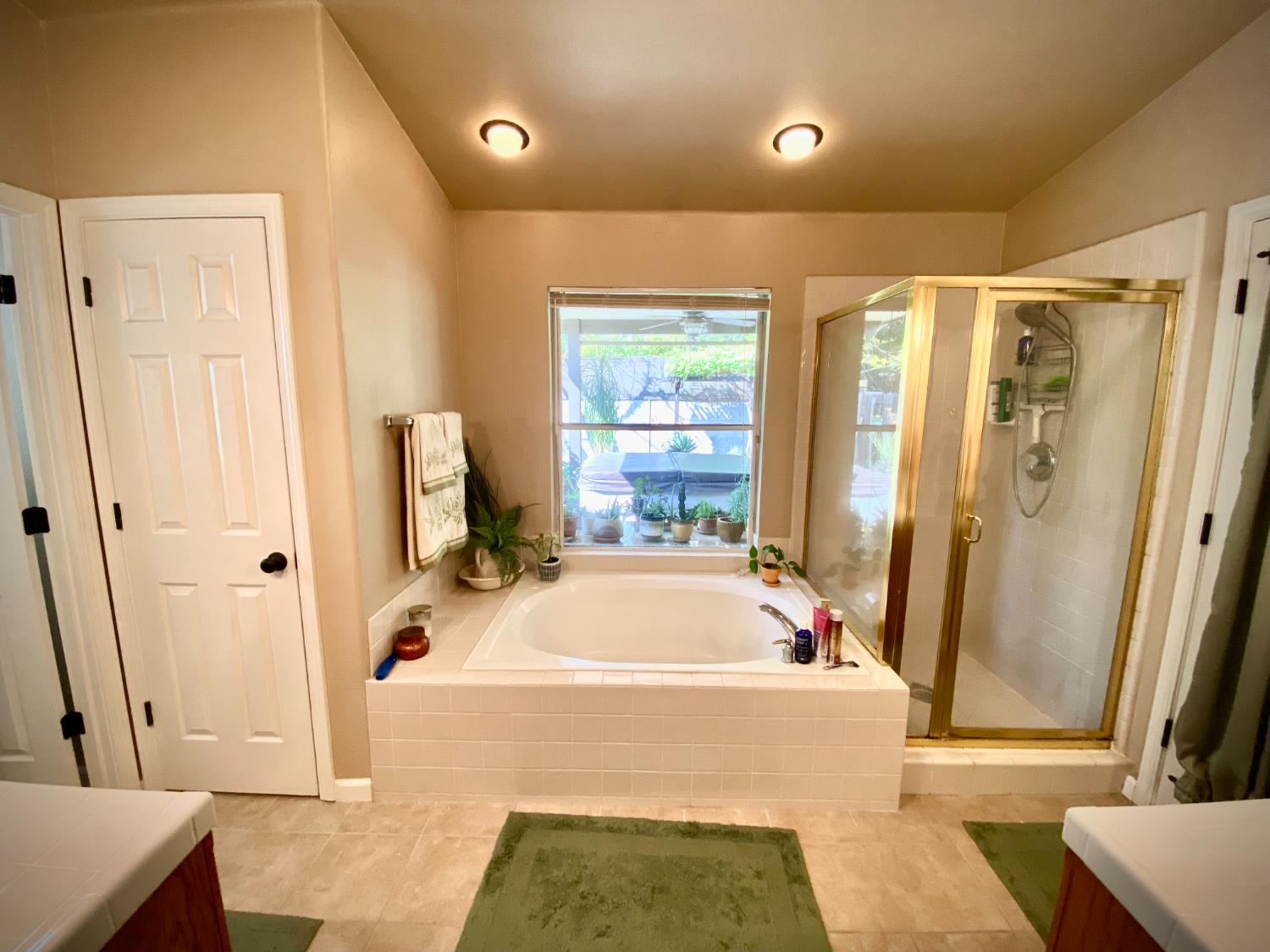 6651 N Delbert, Fresno, CA 93722