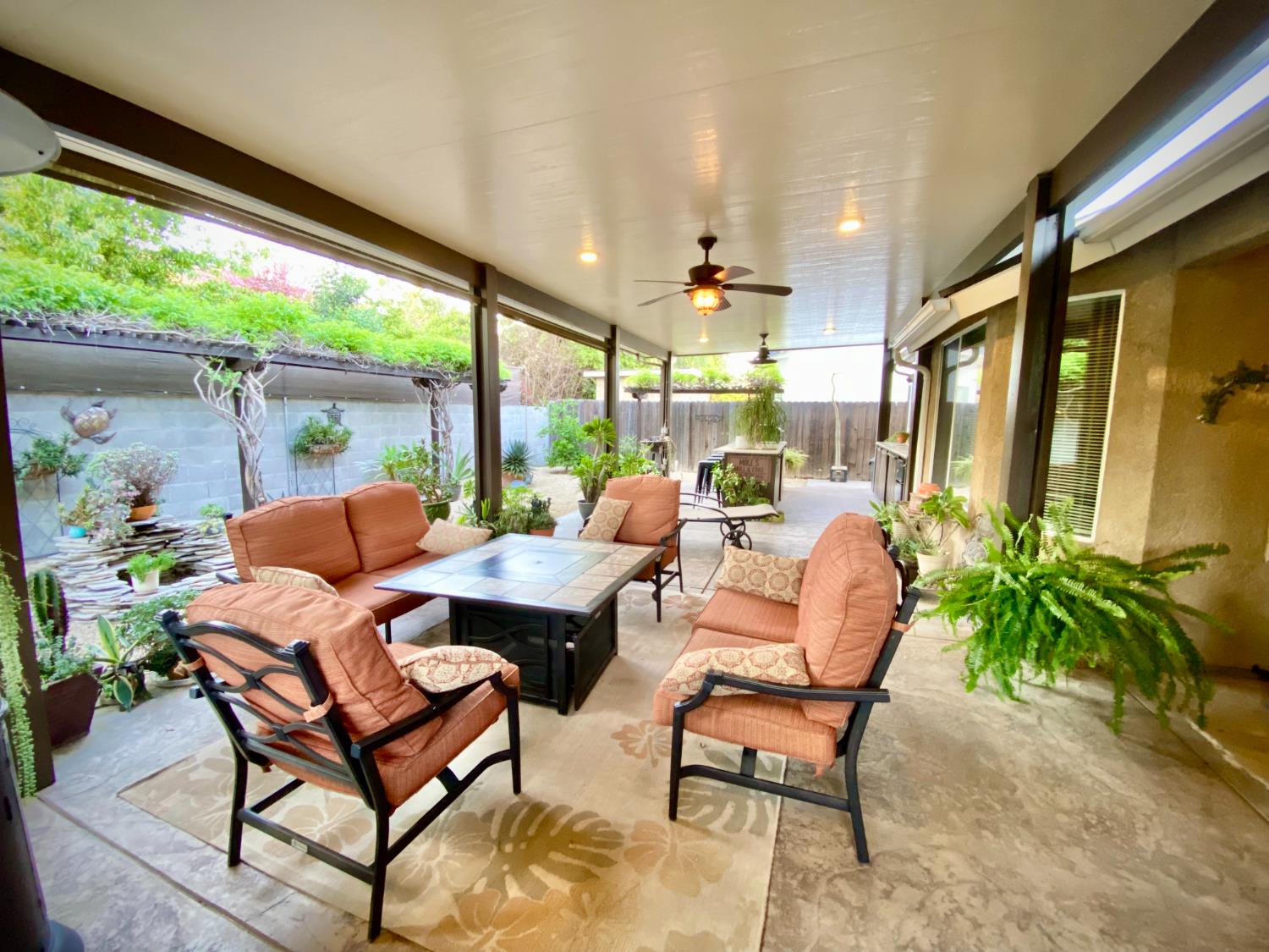 6651 N Delbert, Fresno, CA 93722