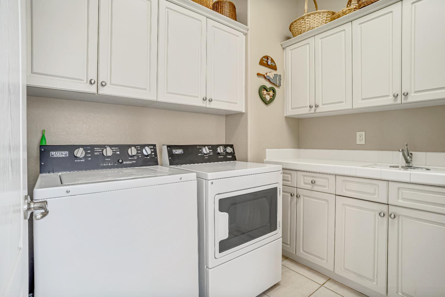 2643 Quincy Ave, Clovis, CA 93619