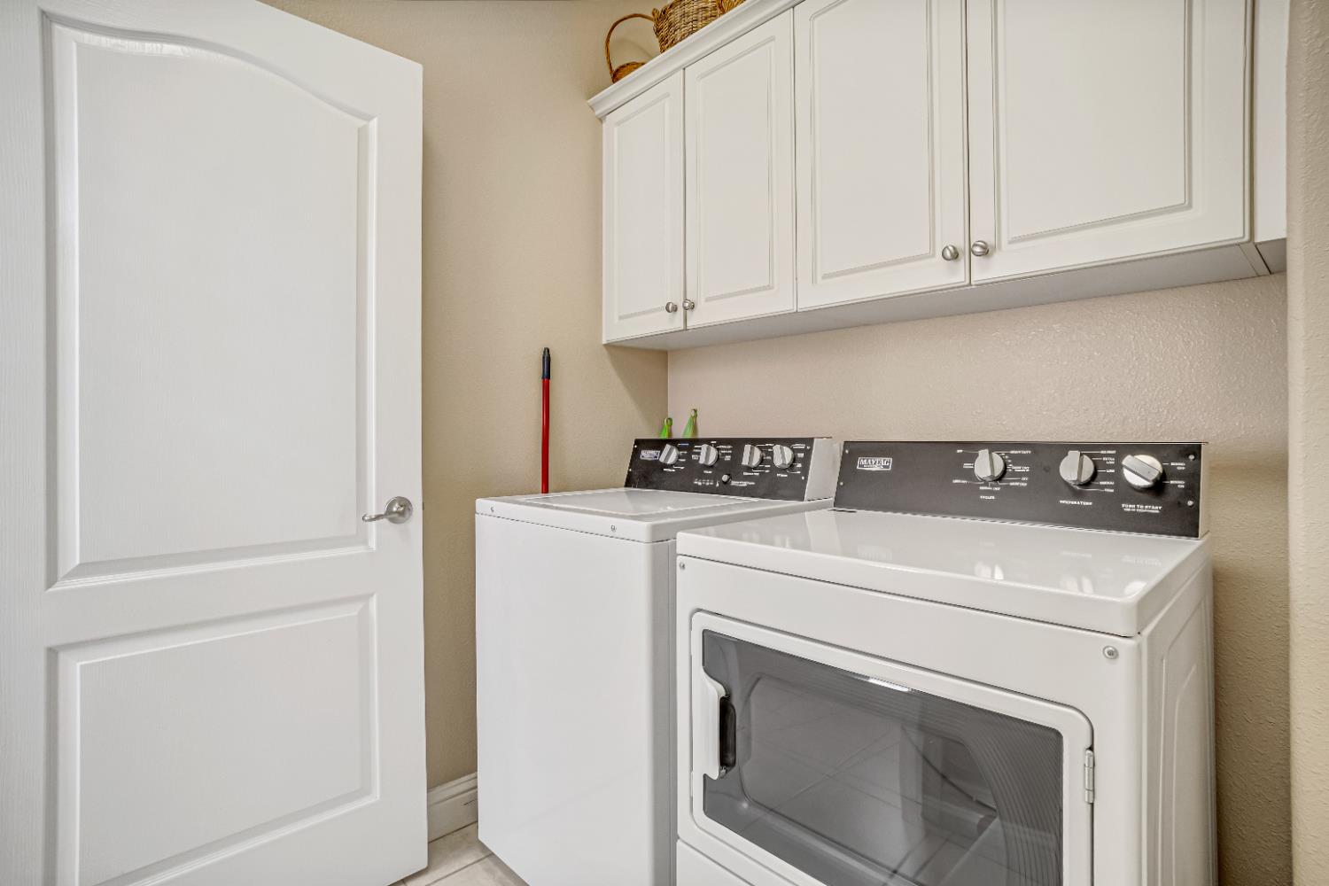 2643 Quincy Ave, Clovis, CA 93619