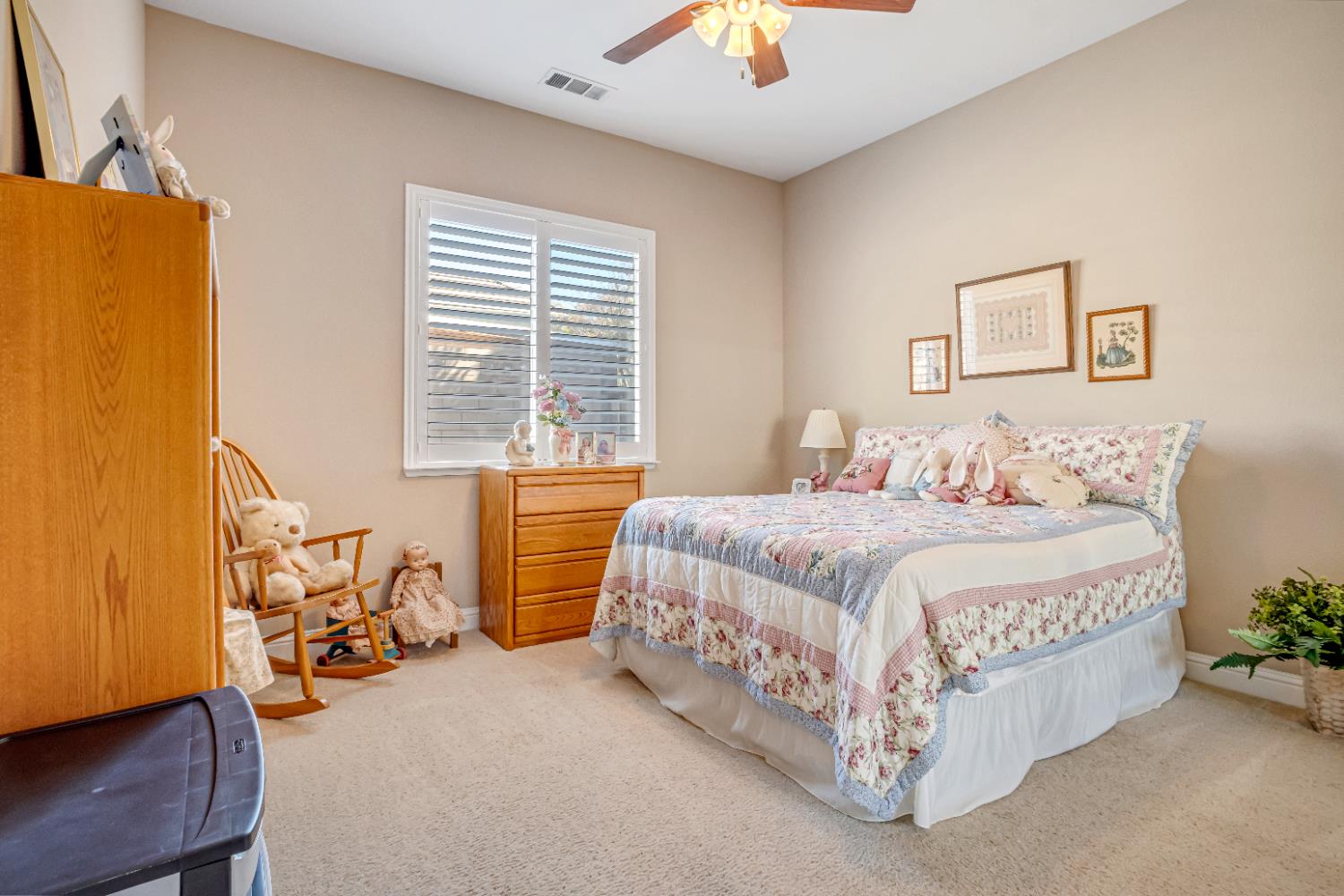 2643 Quincy Ave, Clovis, CA 93619