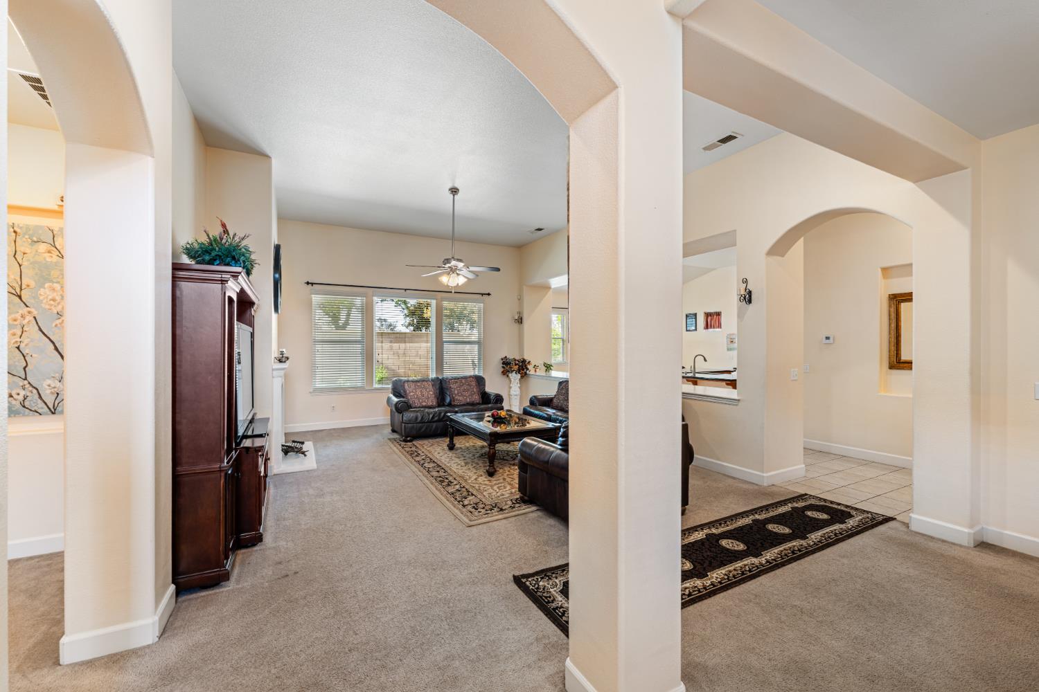 6265 W Menlo Ave, Fresno, CA 93722