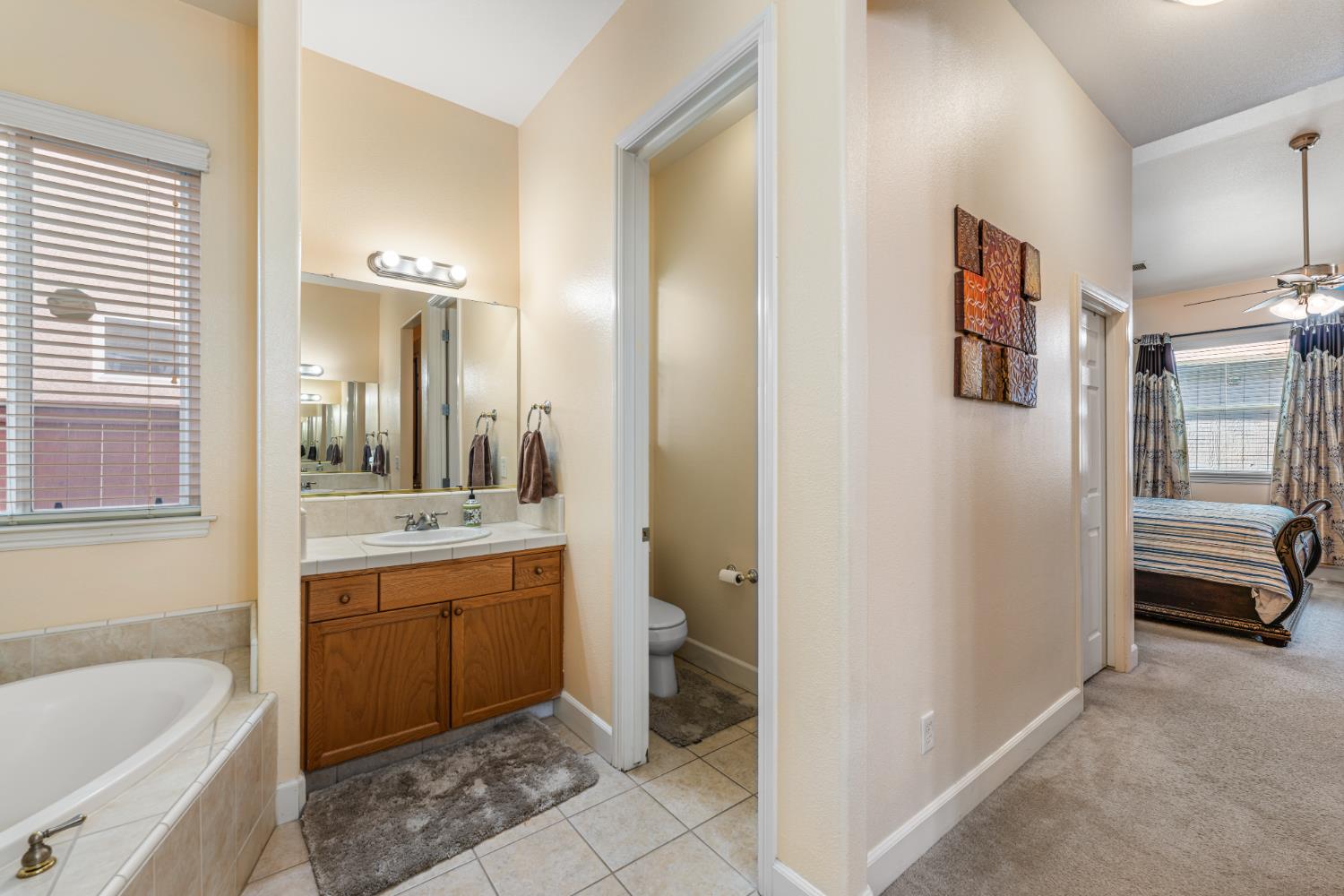 6265 W Menlo Ave, Fresno, CA 93722