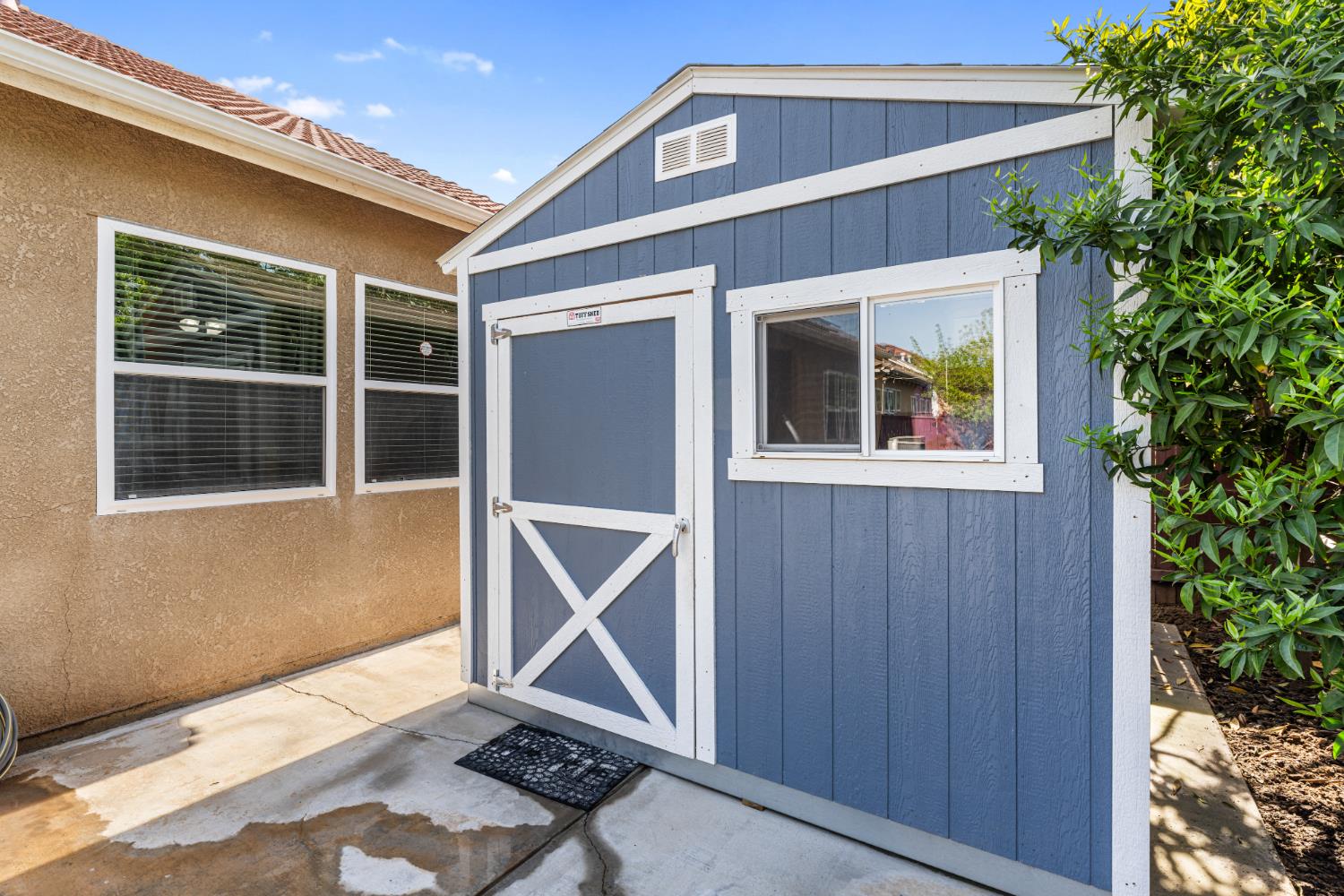 6265 W Menlo Ave, Fresno, CA 93722