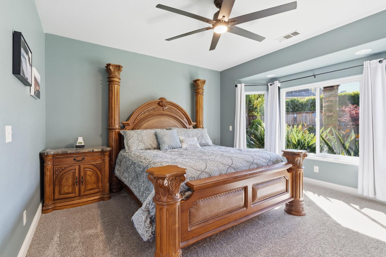 10455 E Greenbury Way, Clovis, CA 93619