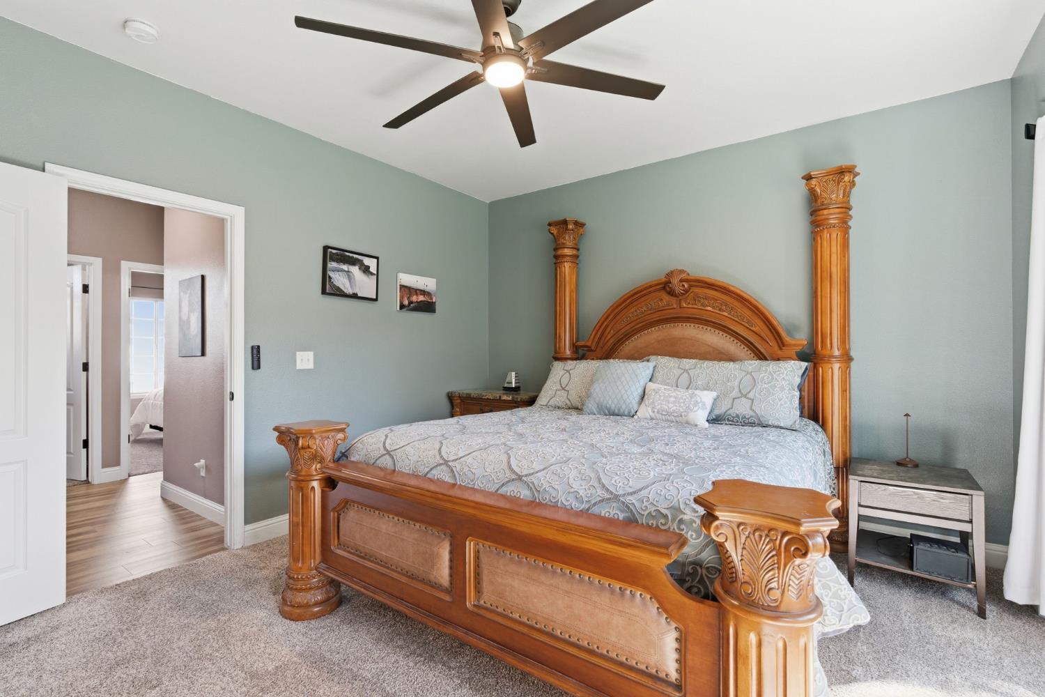 10455 E Greenbury Way, Clovis, CA 93619