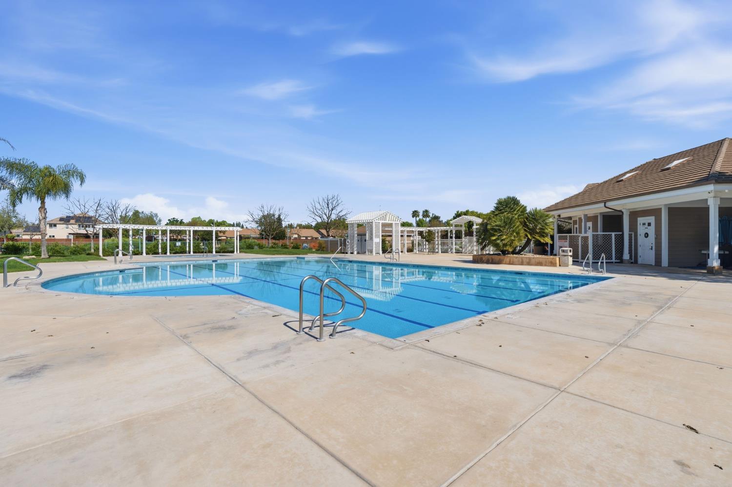 10455 E Greenbury Way, Clovis, CA 93619