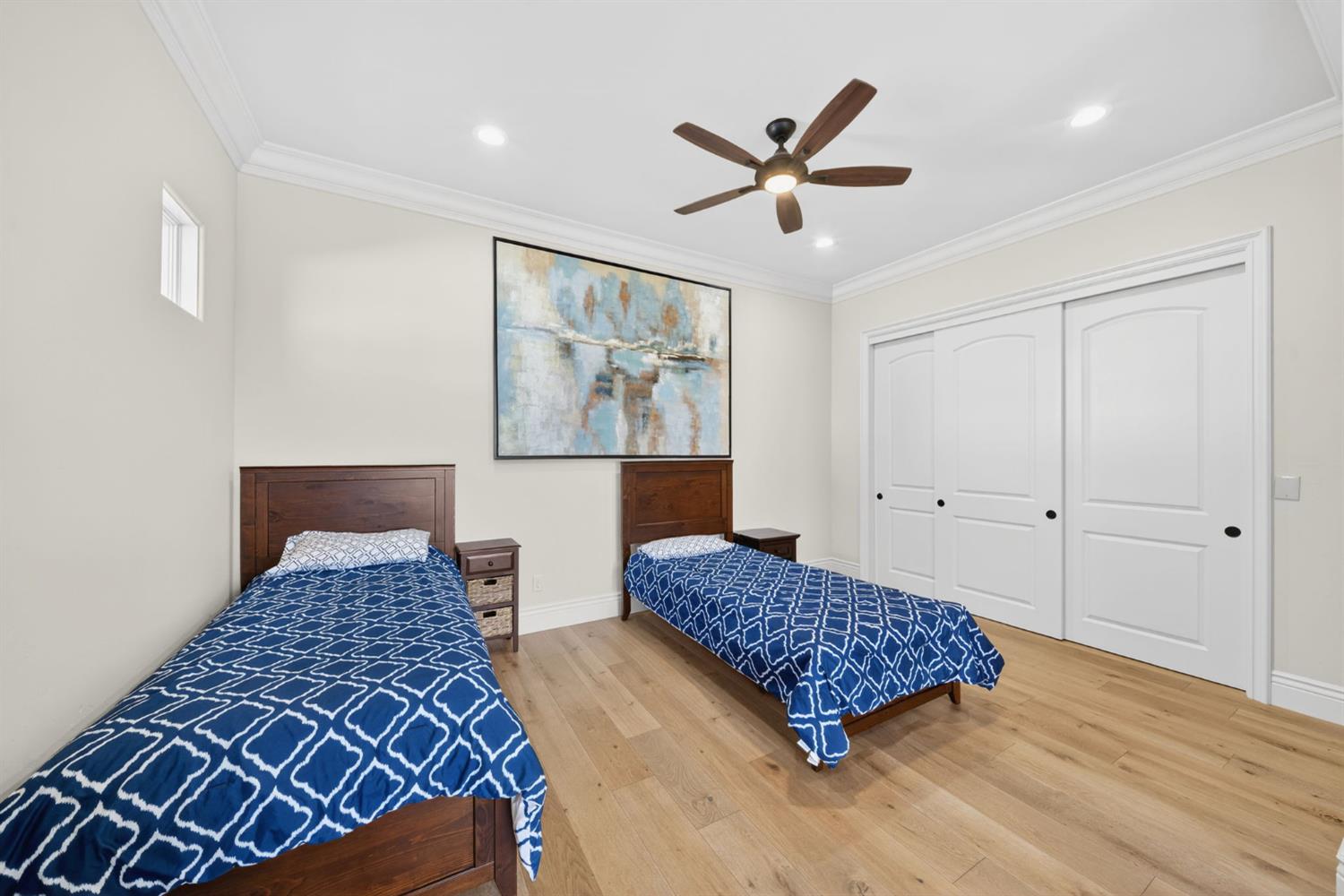 214 W Bluff Ave, Fresno, CA 93711