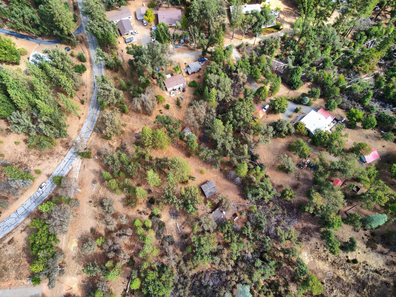 5021 Colorado Rd, Midpines, CA 95345