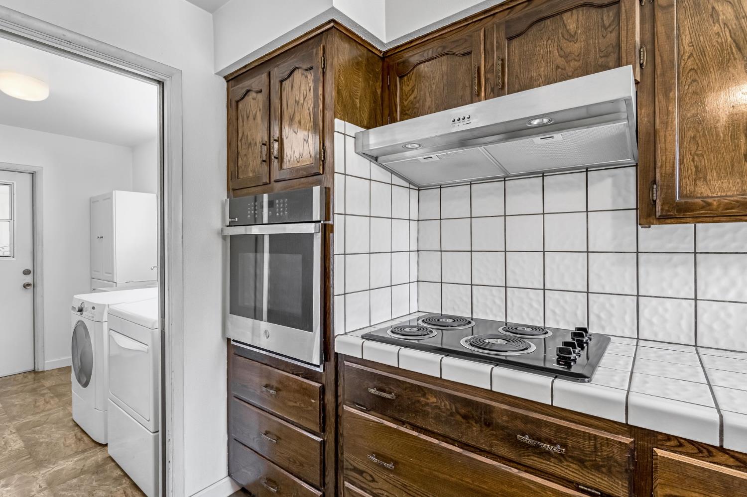 6620 N Dearing Ave, Fresno, CA 93710