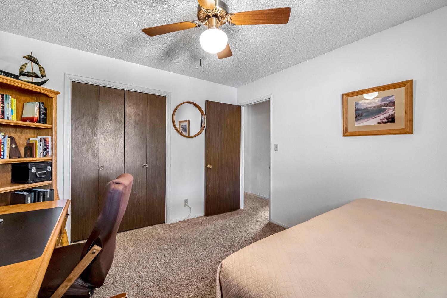 6620 N Dearing Ave, Fresno, CA 93710