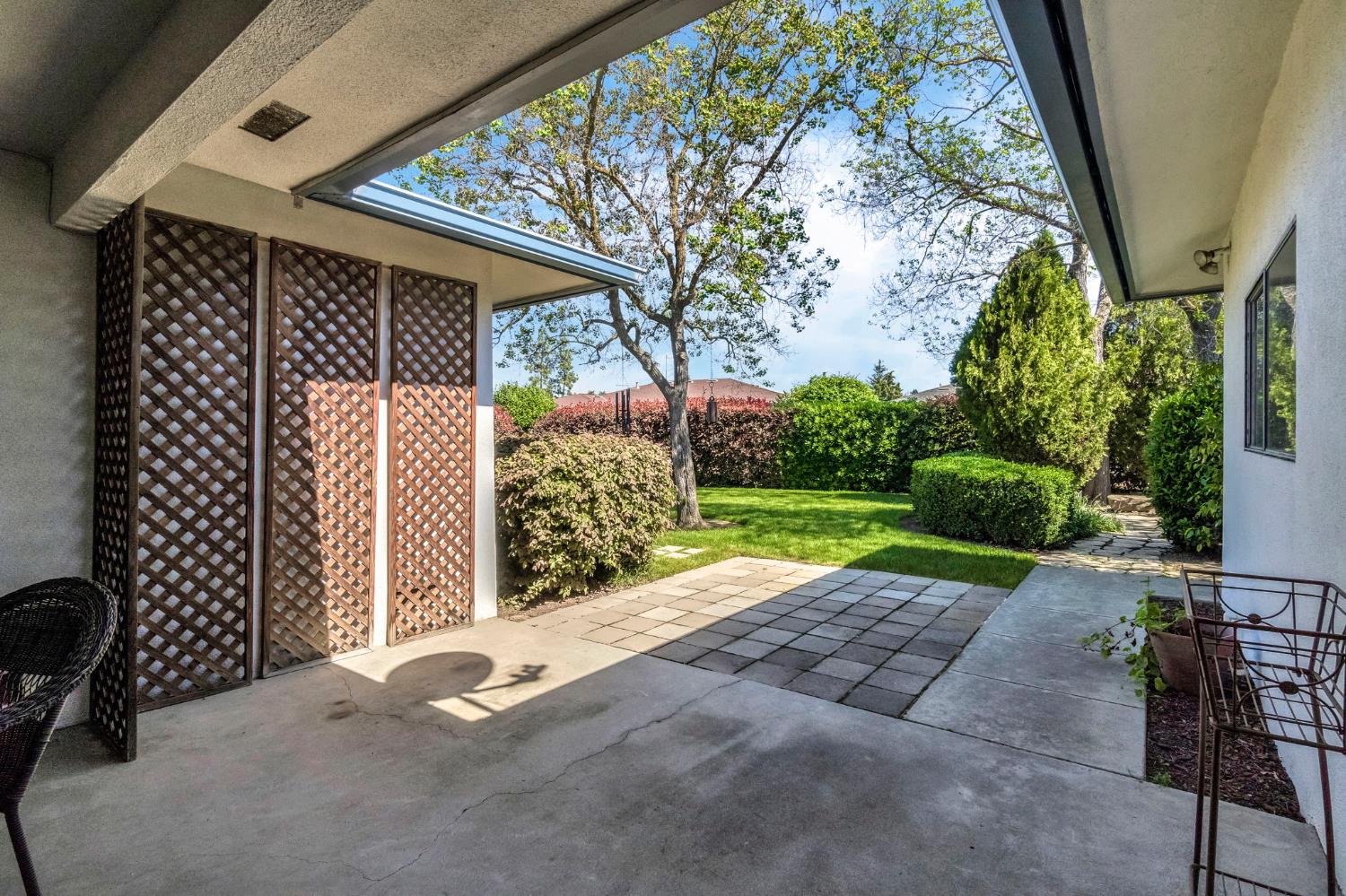 6620 N Dearing Ave, Fresno, CA 93710